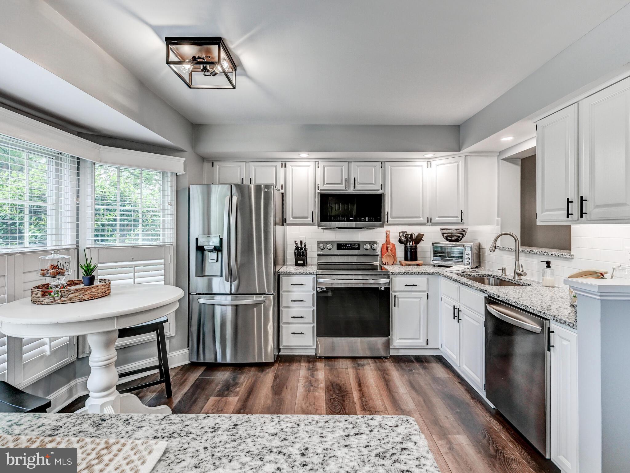 BRIGHTFIELD - Residential