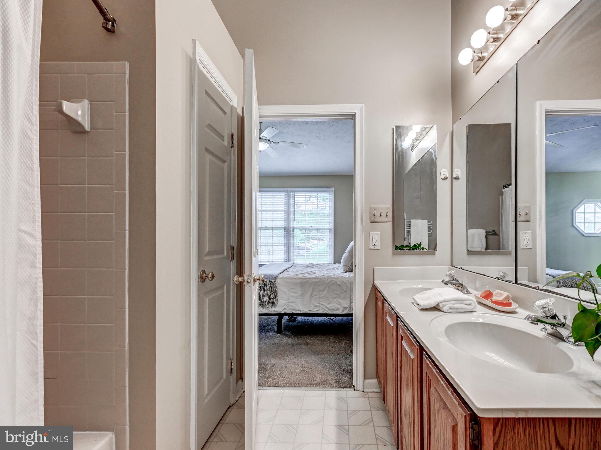 BRIGHTFIELD - Residential