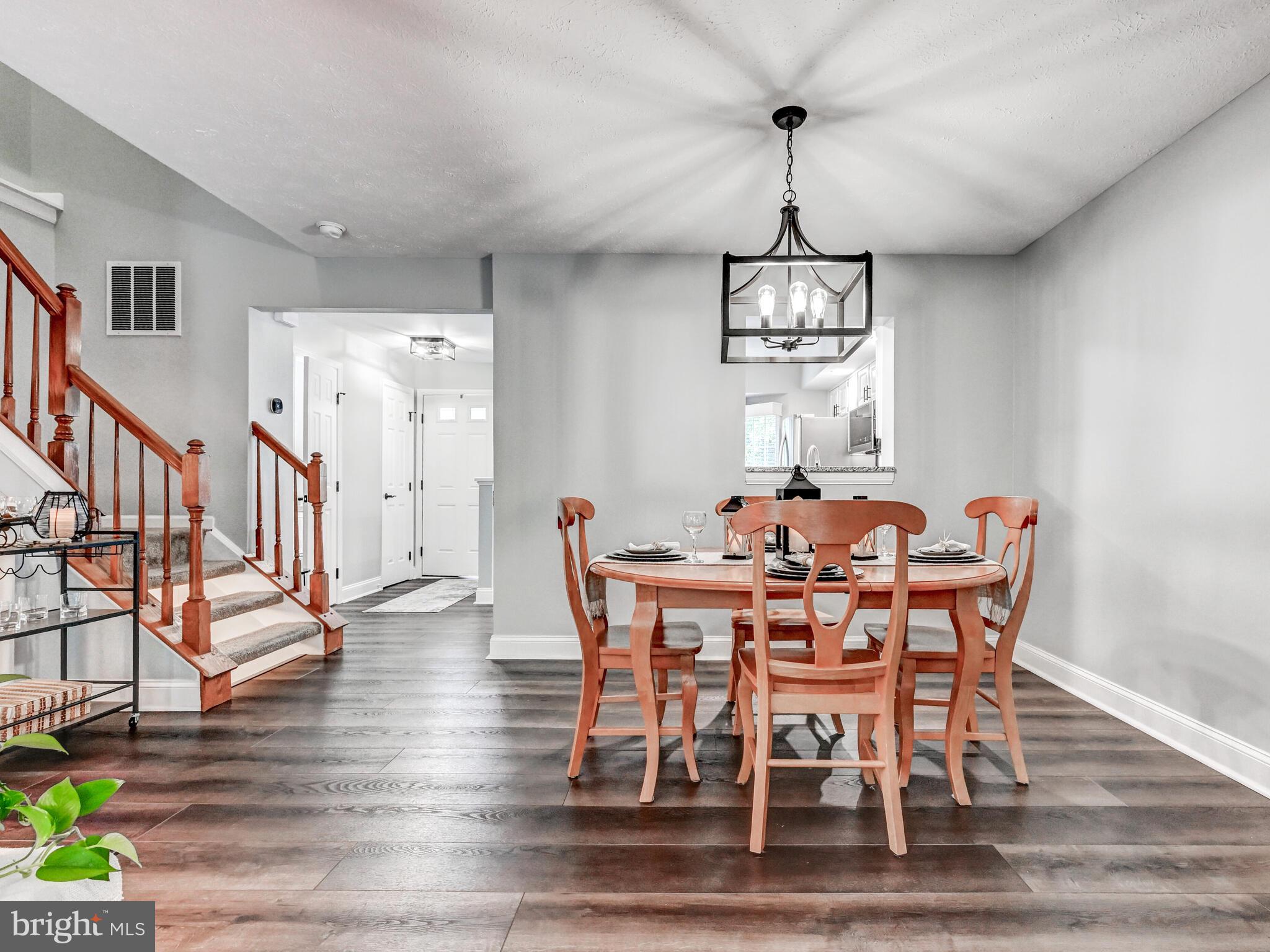 BRIGHTFIELD - Residential