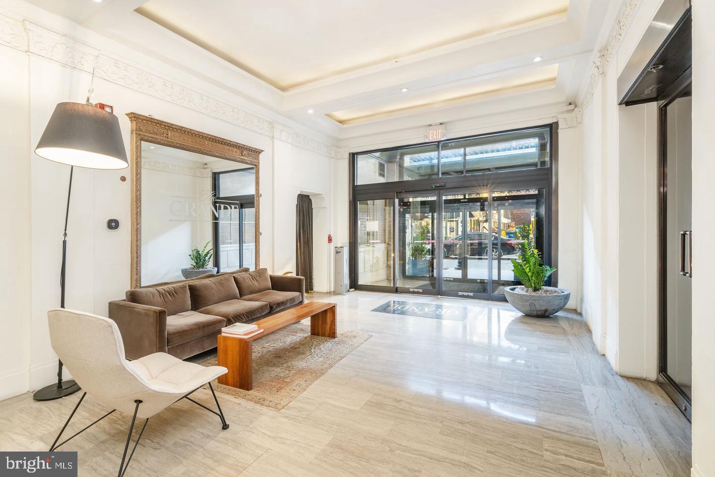 111 S 15TH STREET P112