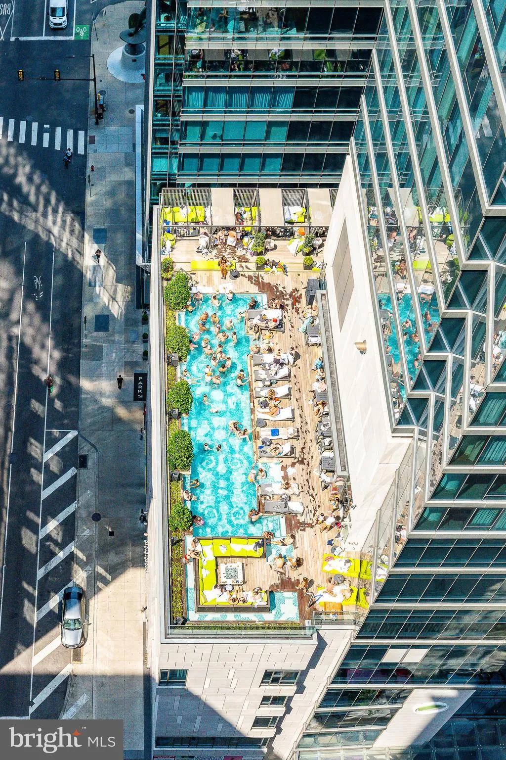 Philadelphia, Pennsylvania 19102, United States, 2 Bedrooms Bedrooms, ,2 BathroomsBathrooms,Residential,Active,165820