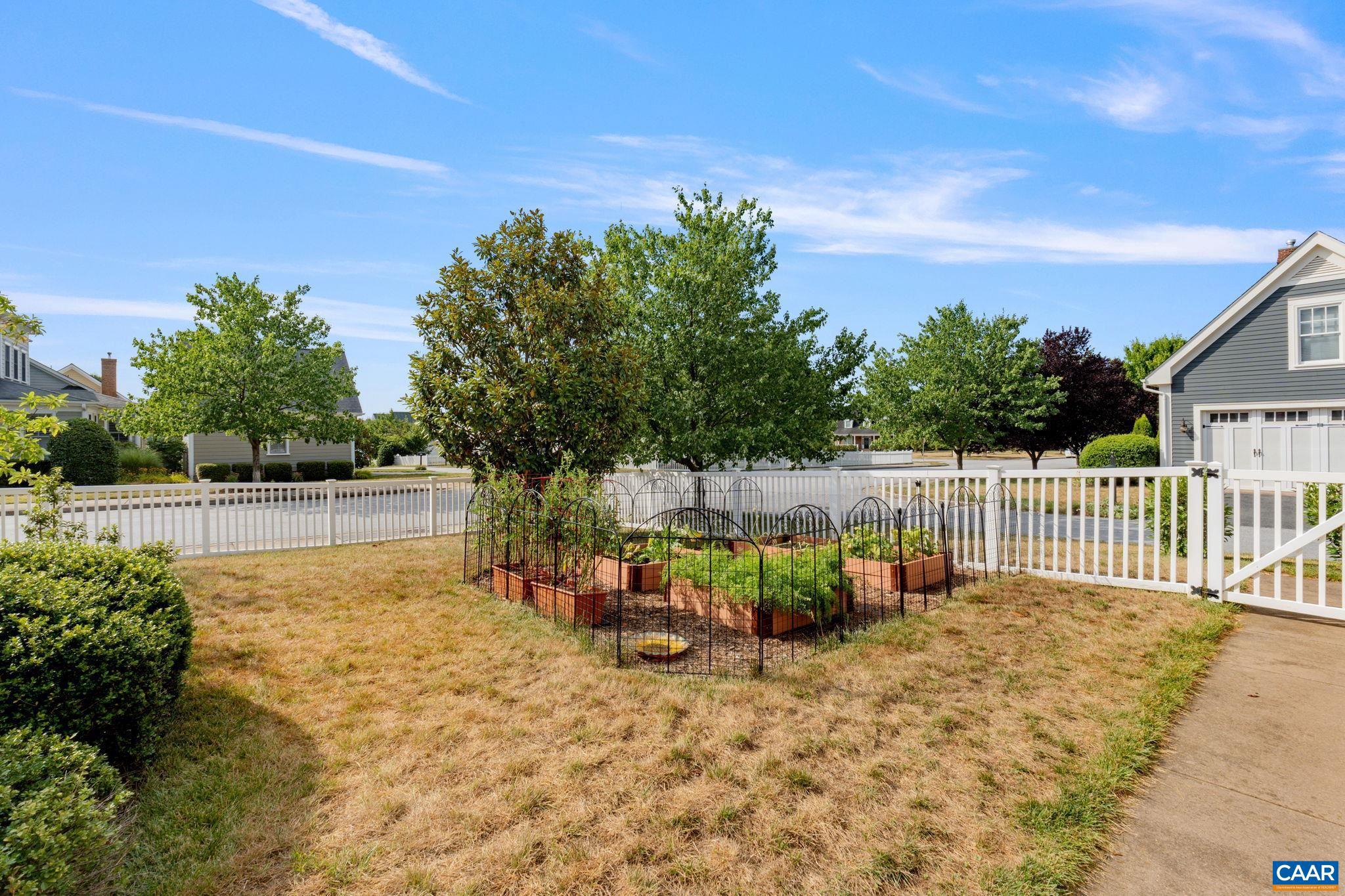 OLD TRAIL - Residential