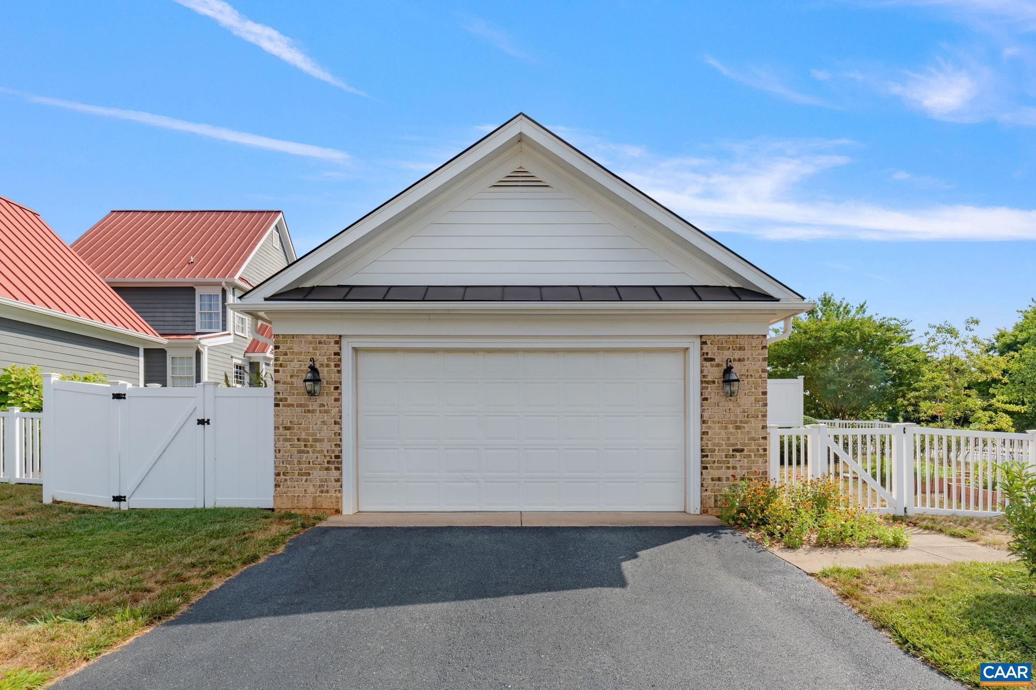 OLD TRAIL - Residential