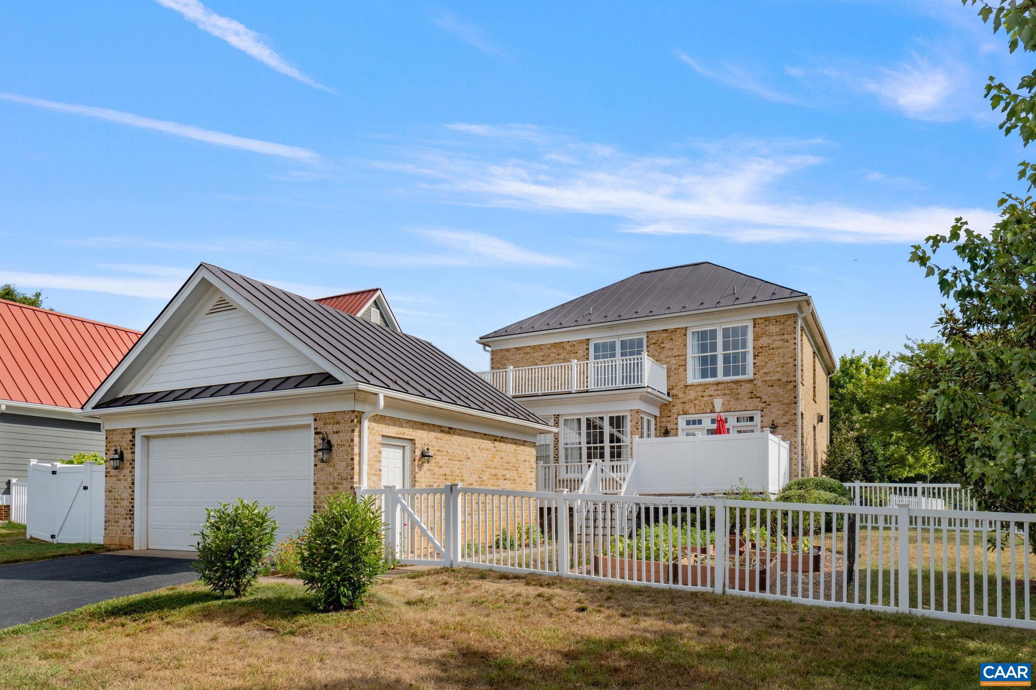 OLD TRAIL - Residential