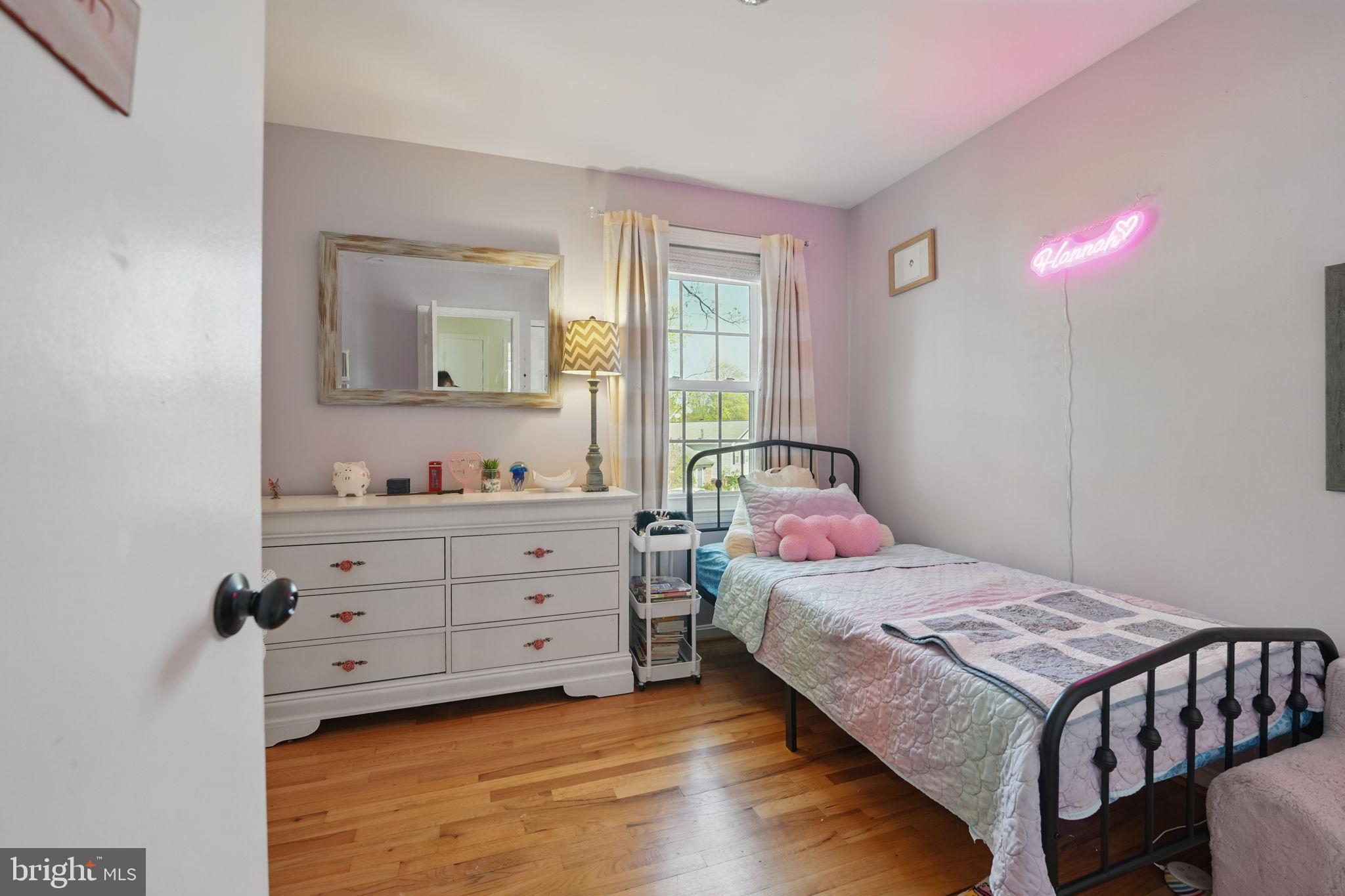 LAKE BRADDOCK - Residential