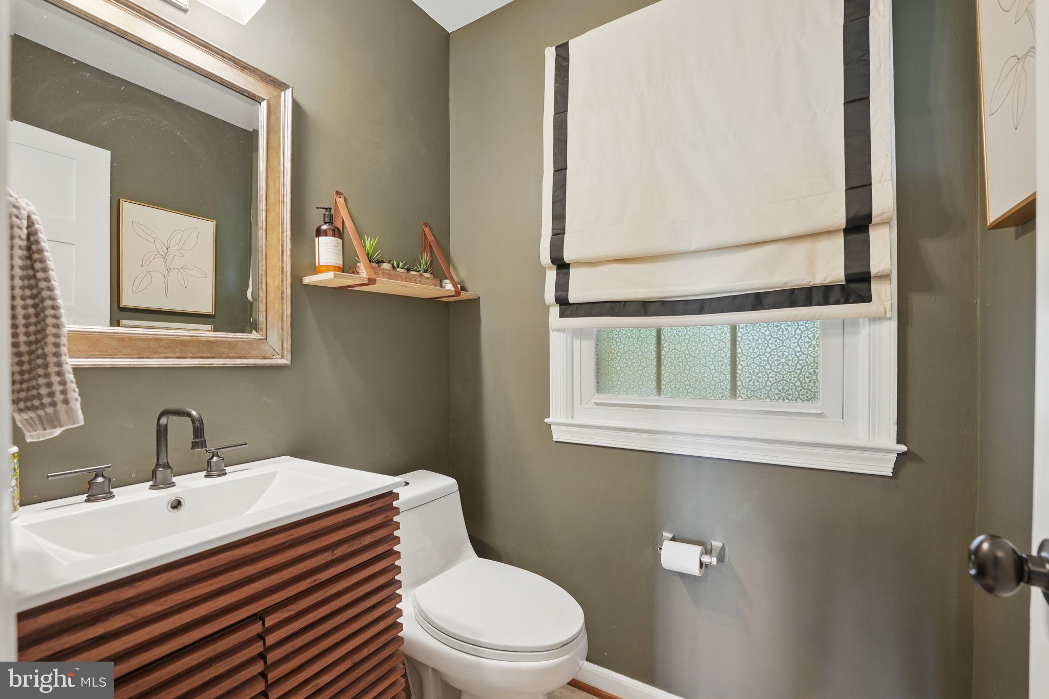 LAKE BRADDOCK - Residential