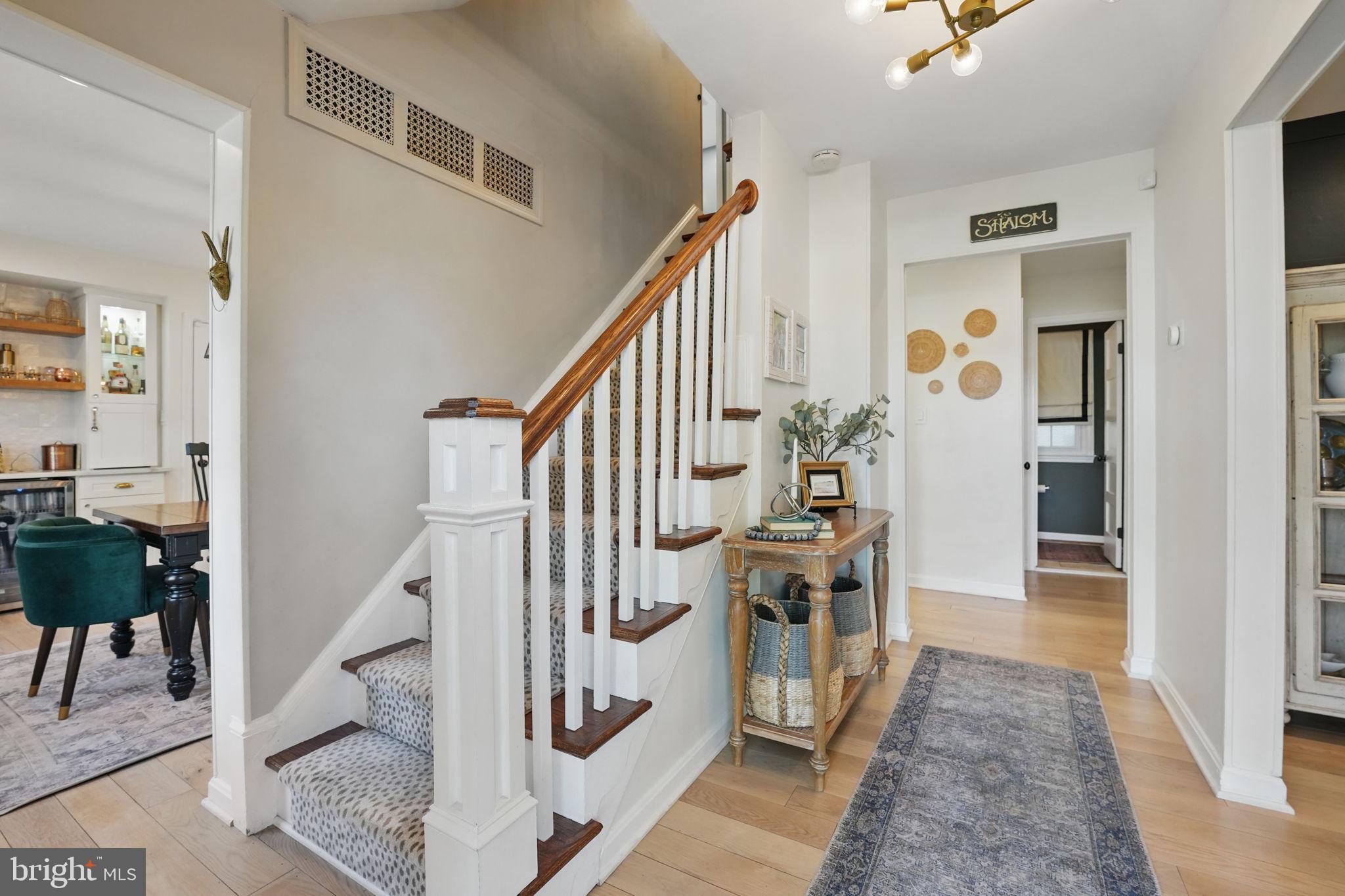 LAKE BRADDOCK - Residential