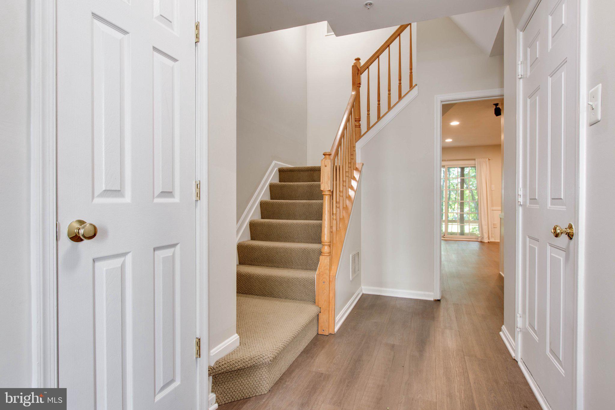 5766 GOLDFINCH COURT