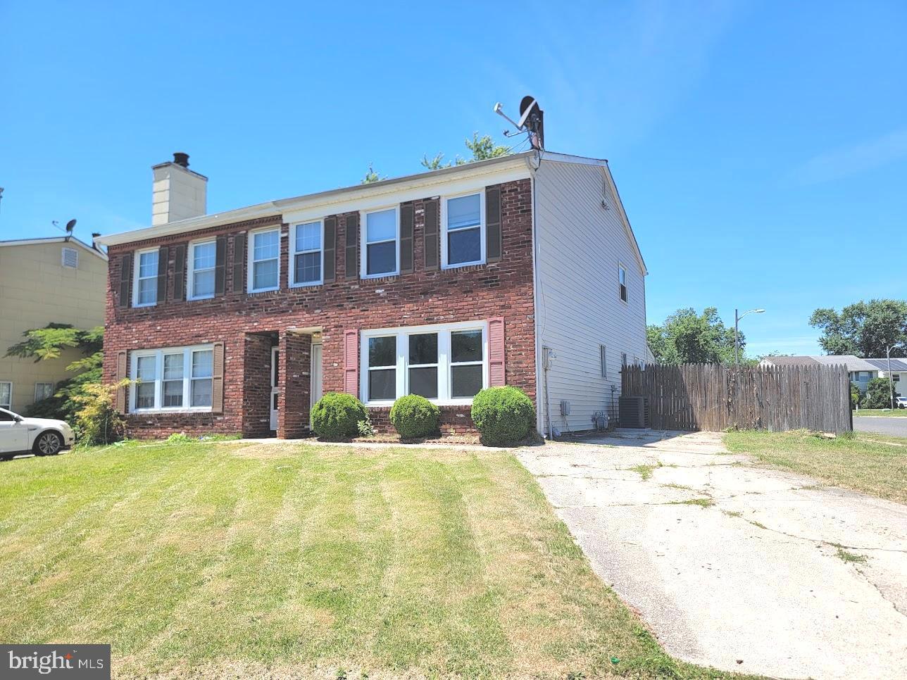 1 ACRUX COURT