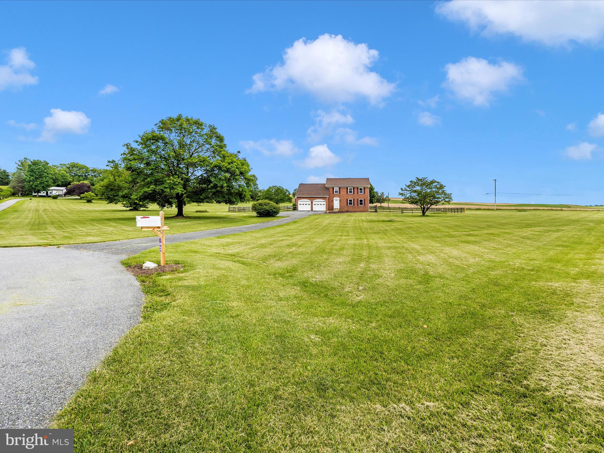 STONEWALL MANOR - Residential