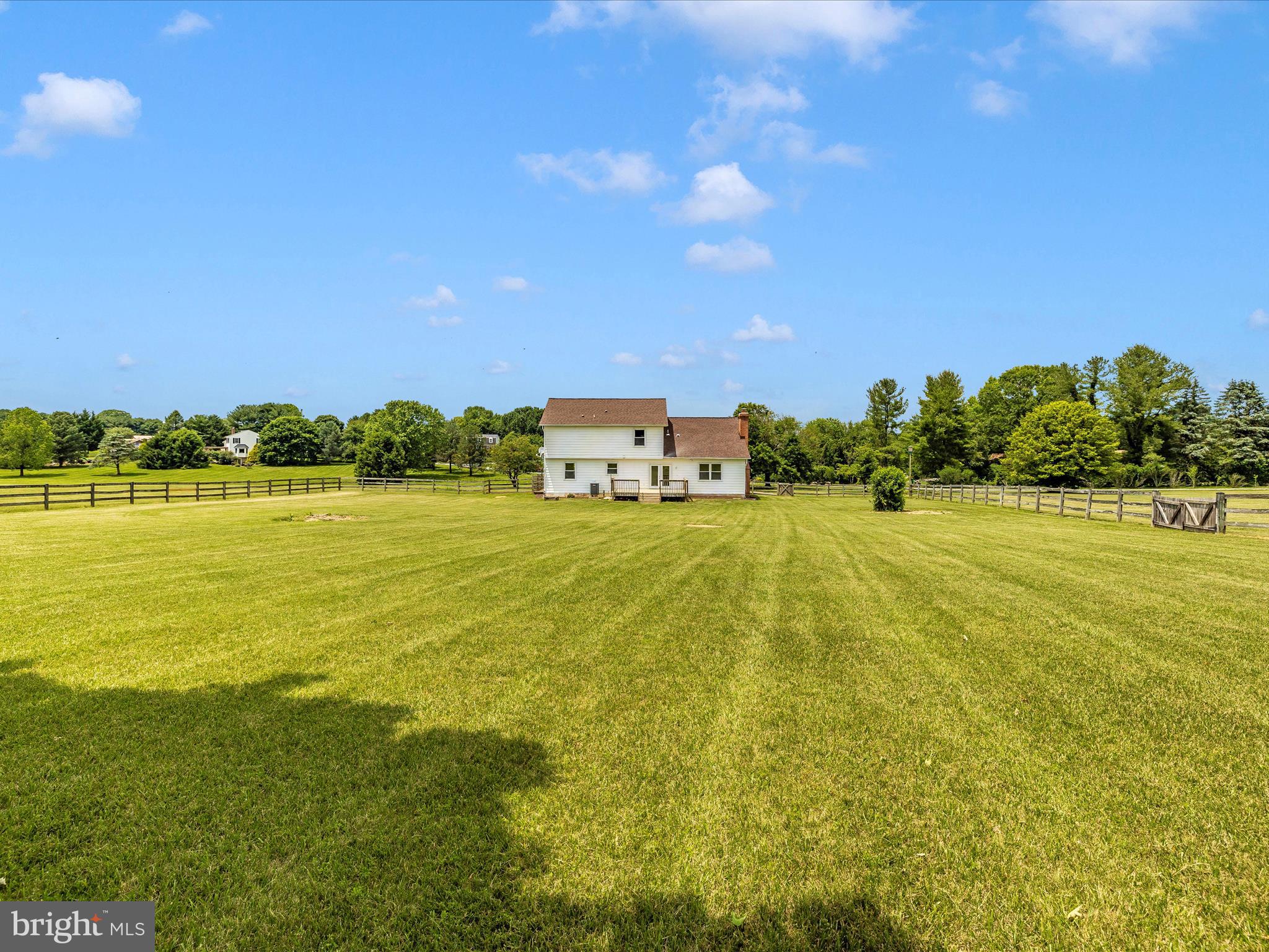 STONEWALL MANOR - Residential