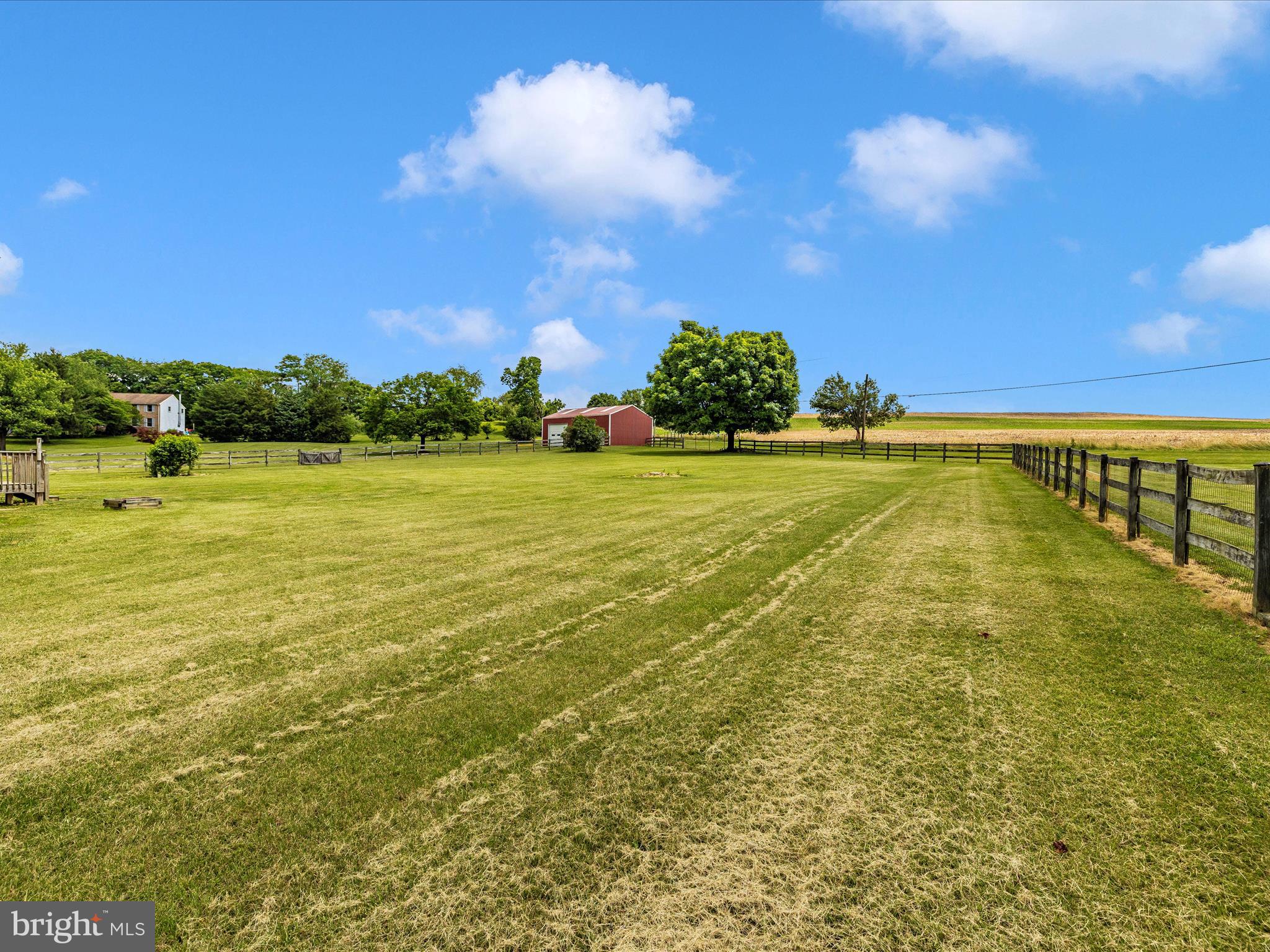 STONEWALL MANOR - Residential