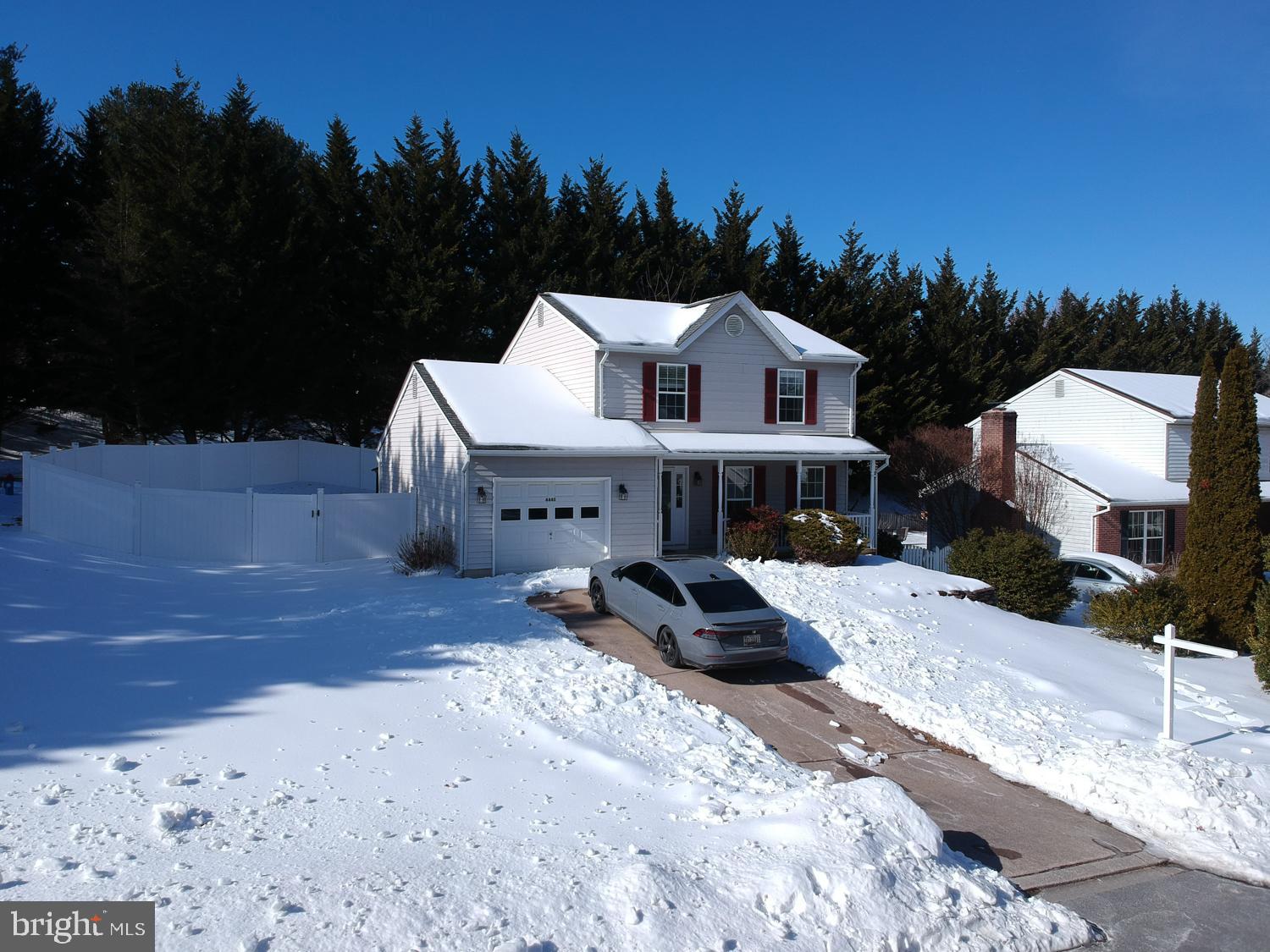 ROBERTS FIELD - Residential