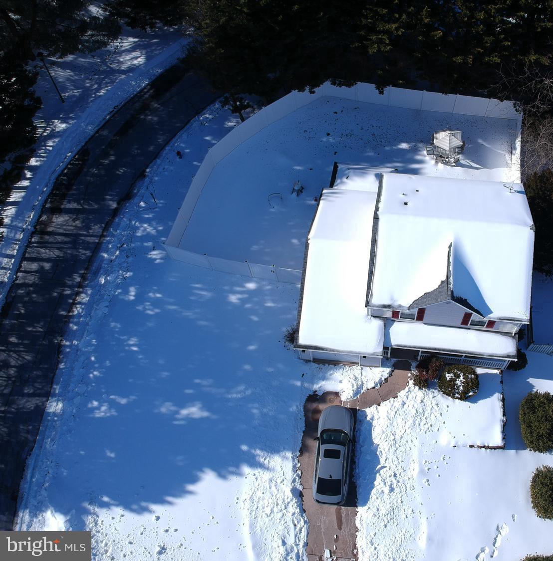 ROBERTS FIELD - Residential