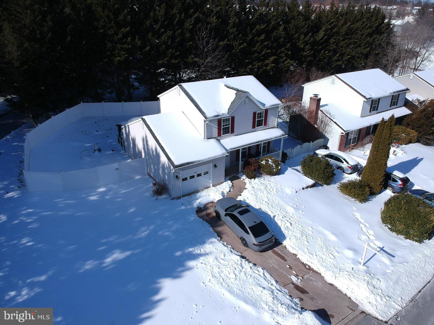 ROBERTS FIELD - Residential