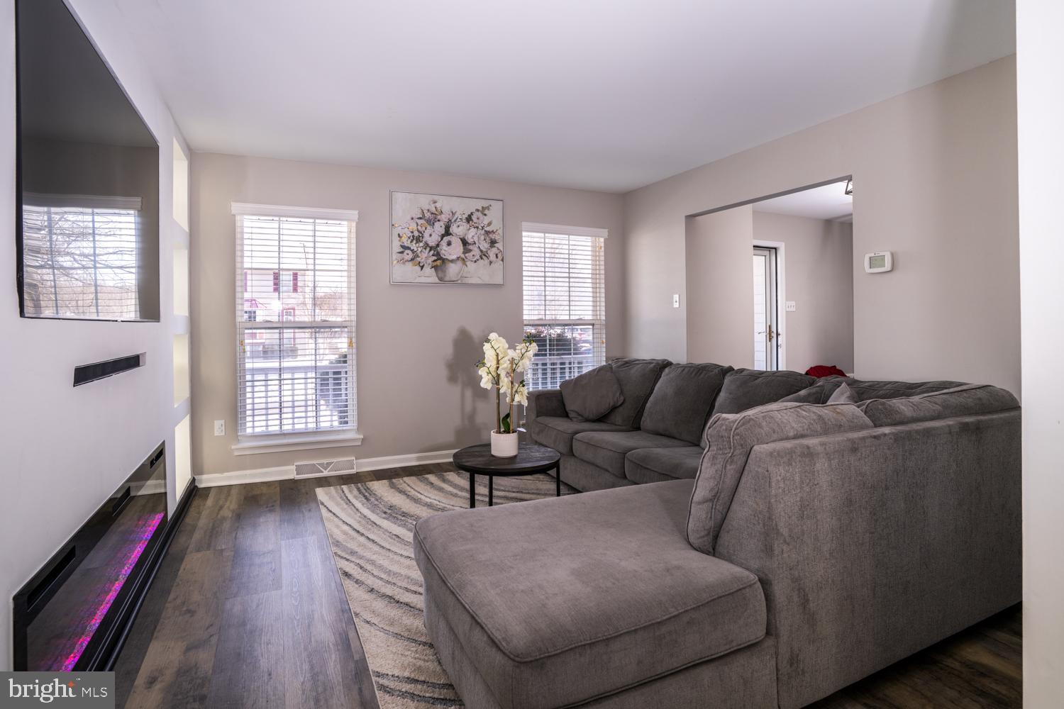 ROBERTS FIELD - Residential