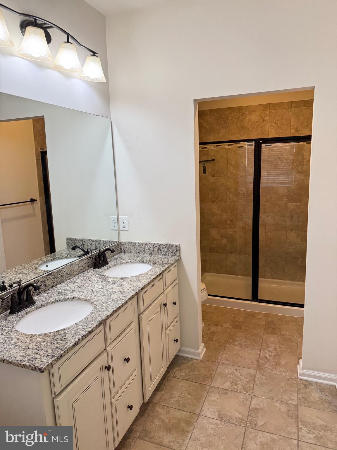 EMBREY MILL - Residential Lease