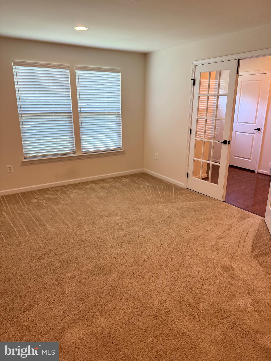 EMBREY MILL - Residential Lease