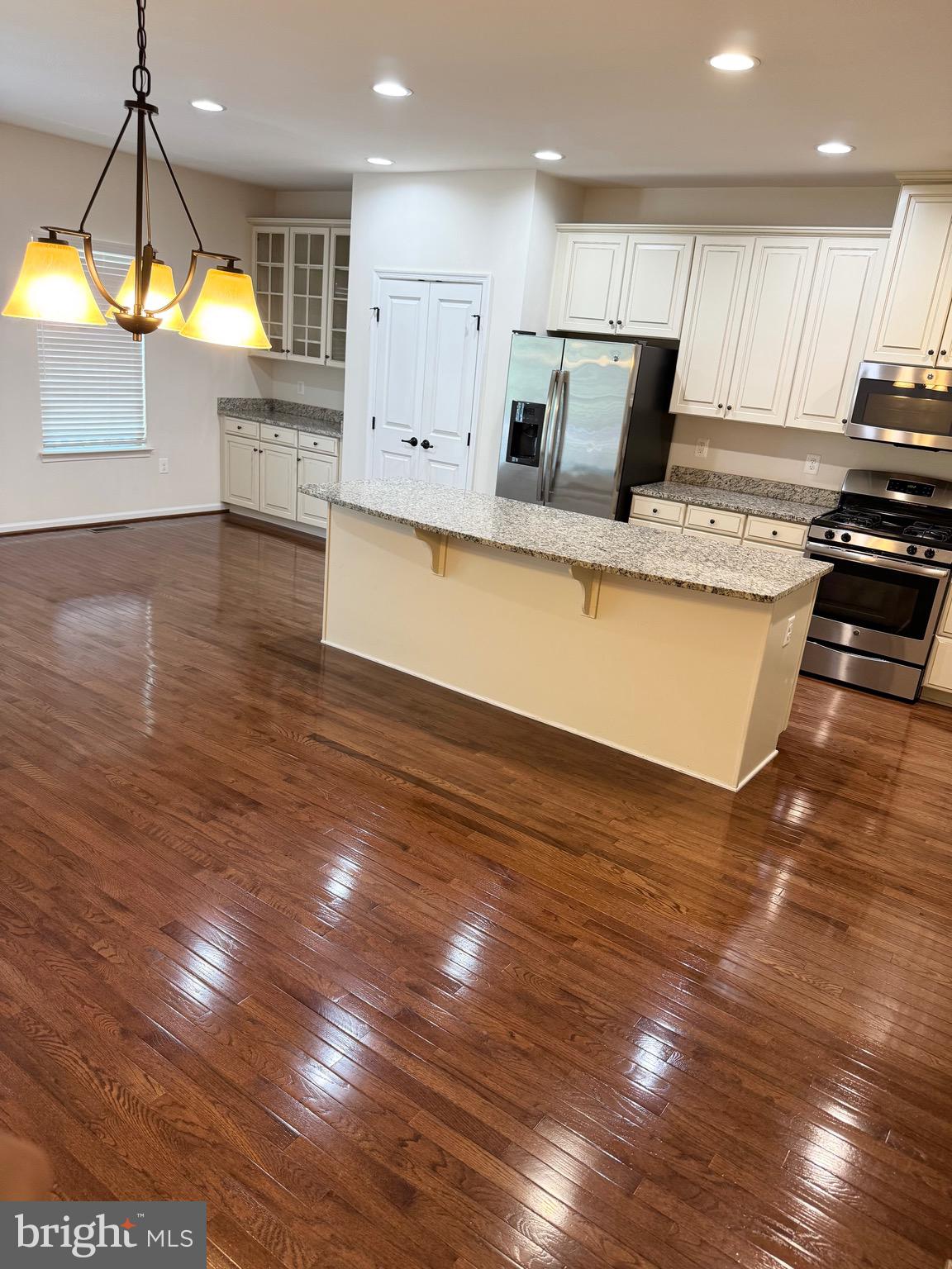 EMBREY MILL - Residential Lease