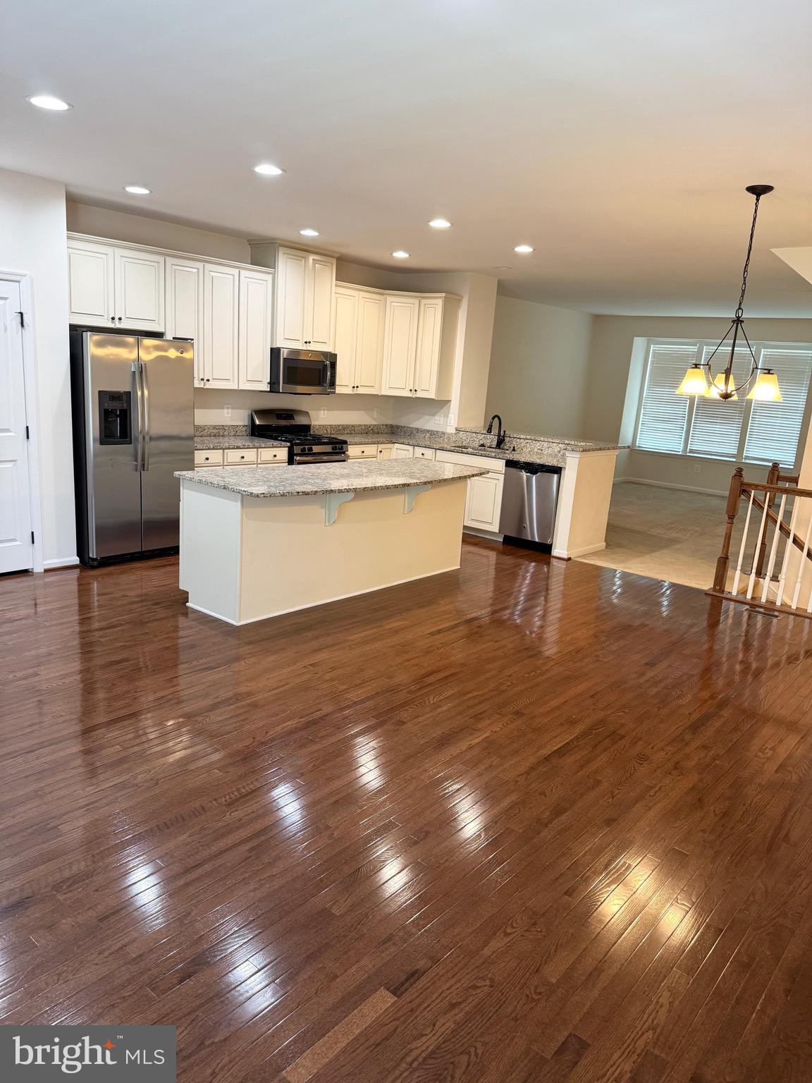 EMBREY MILL - Residential Lease