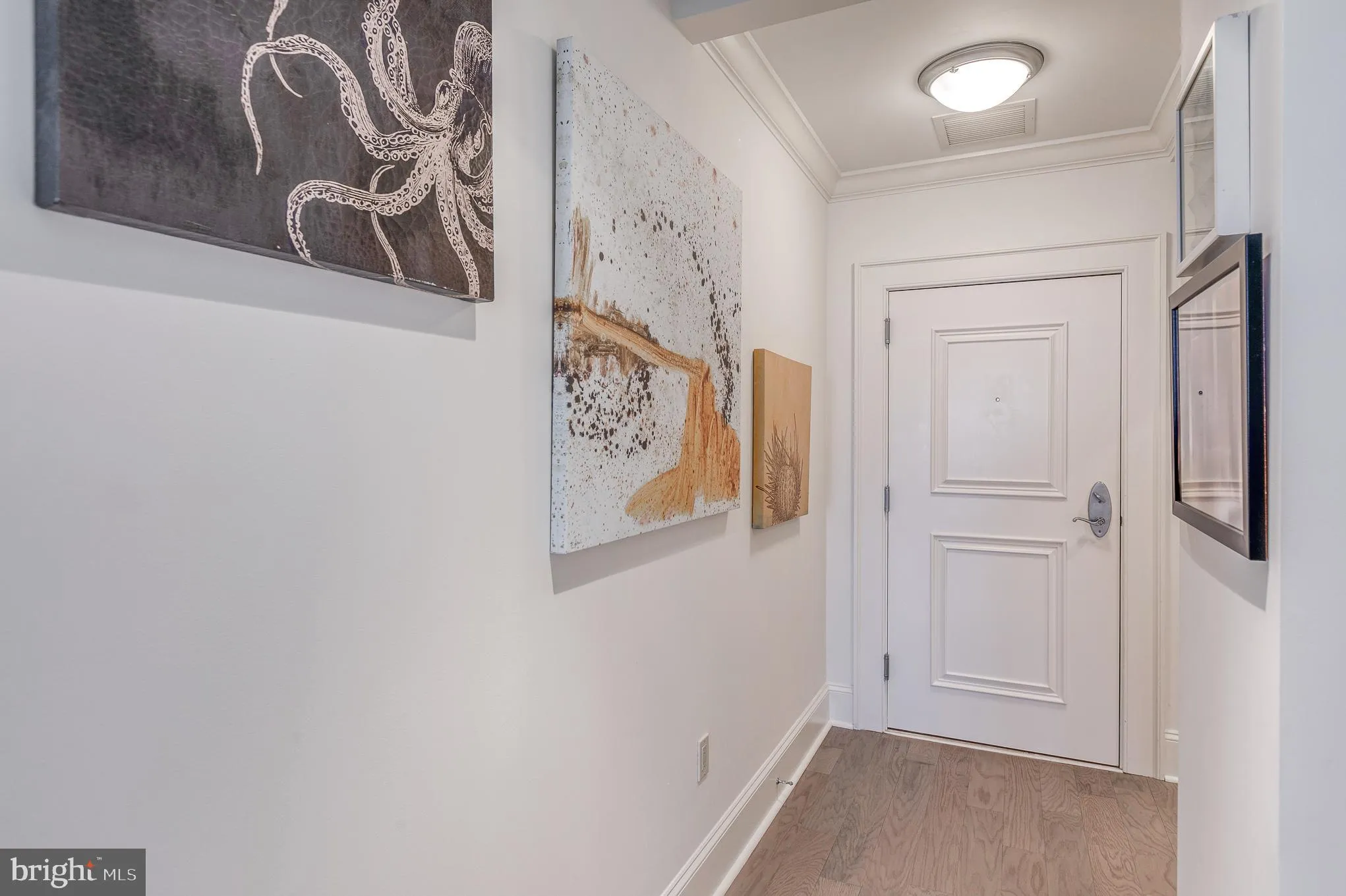 Philadelphia, Pennsylvania 19102, United States, 2 Bedrooms Bedrooms, ,3 BathroomsBathrooms,Residential,Pending,132907