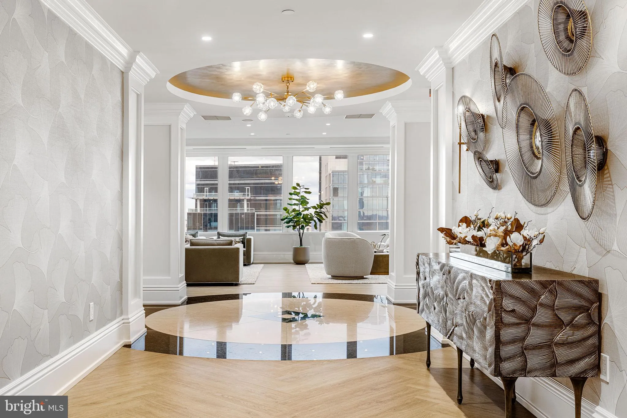 Philadelphia, Pennsylvania 19102, United States, 2 Bedrooms Bedrooms, ,3 BathroomsBathrooms,Residential,Pending,132907