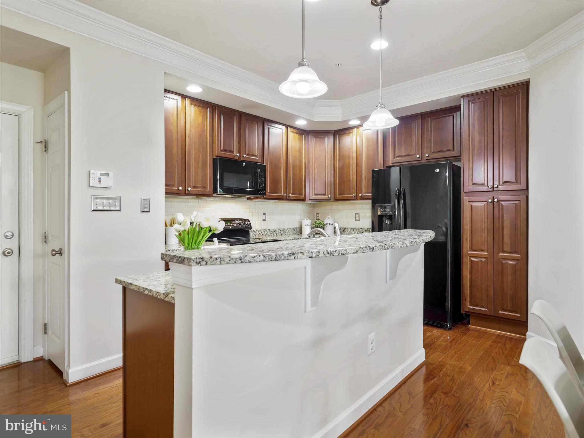 VILLAGES OF URBANA - Residential Lease