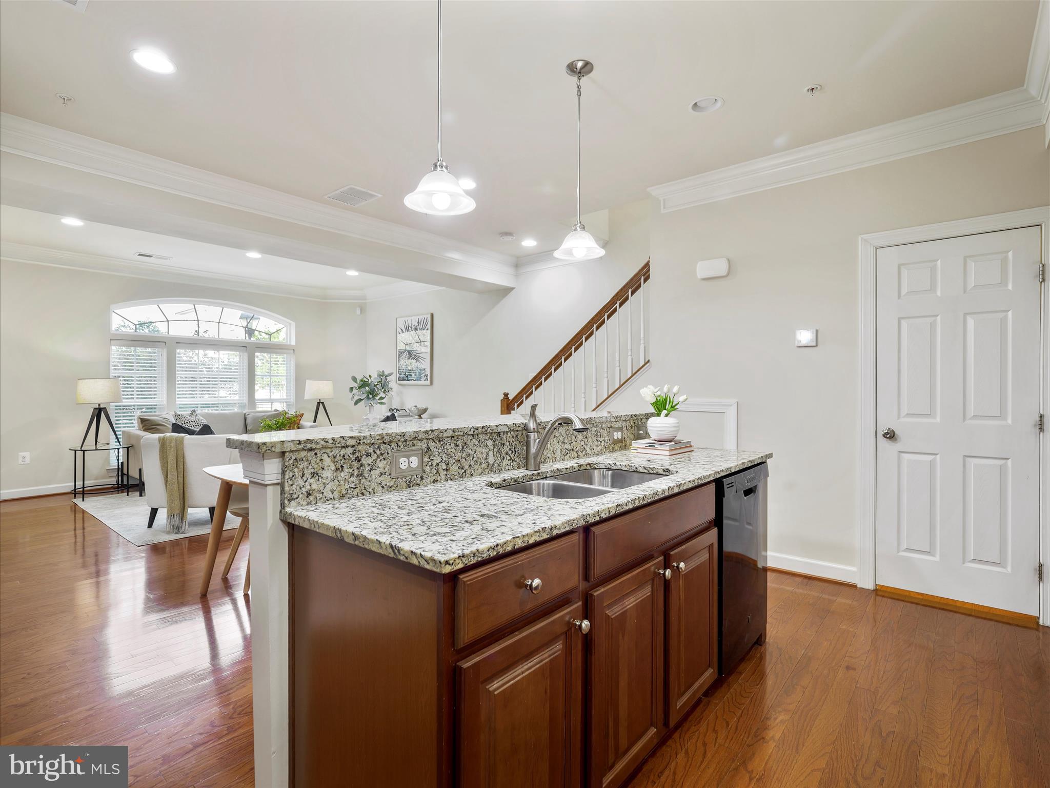 VILLAGES OF URBANA - Residential Lease