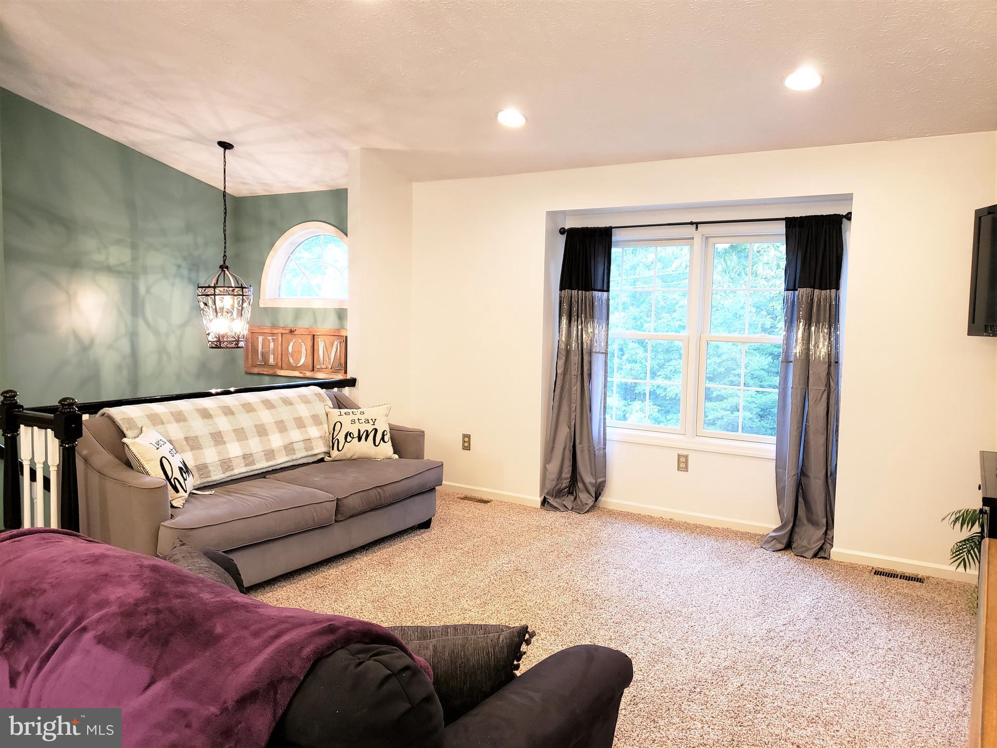 DEERFIELD ESTATES - Residential