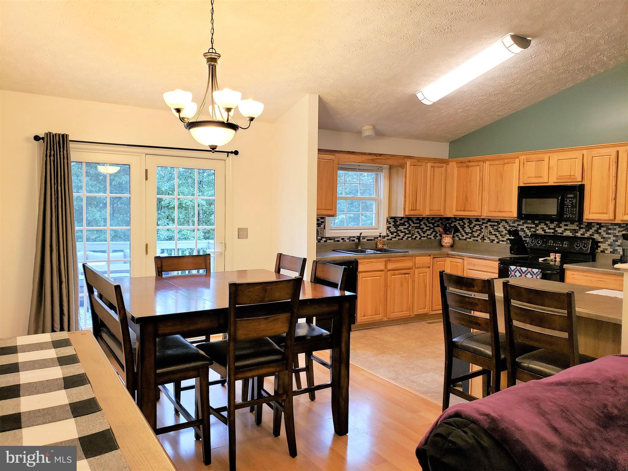 DEERFIELD ESTATES - Residential