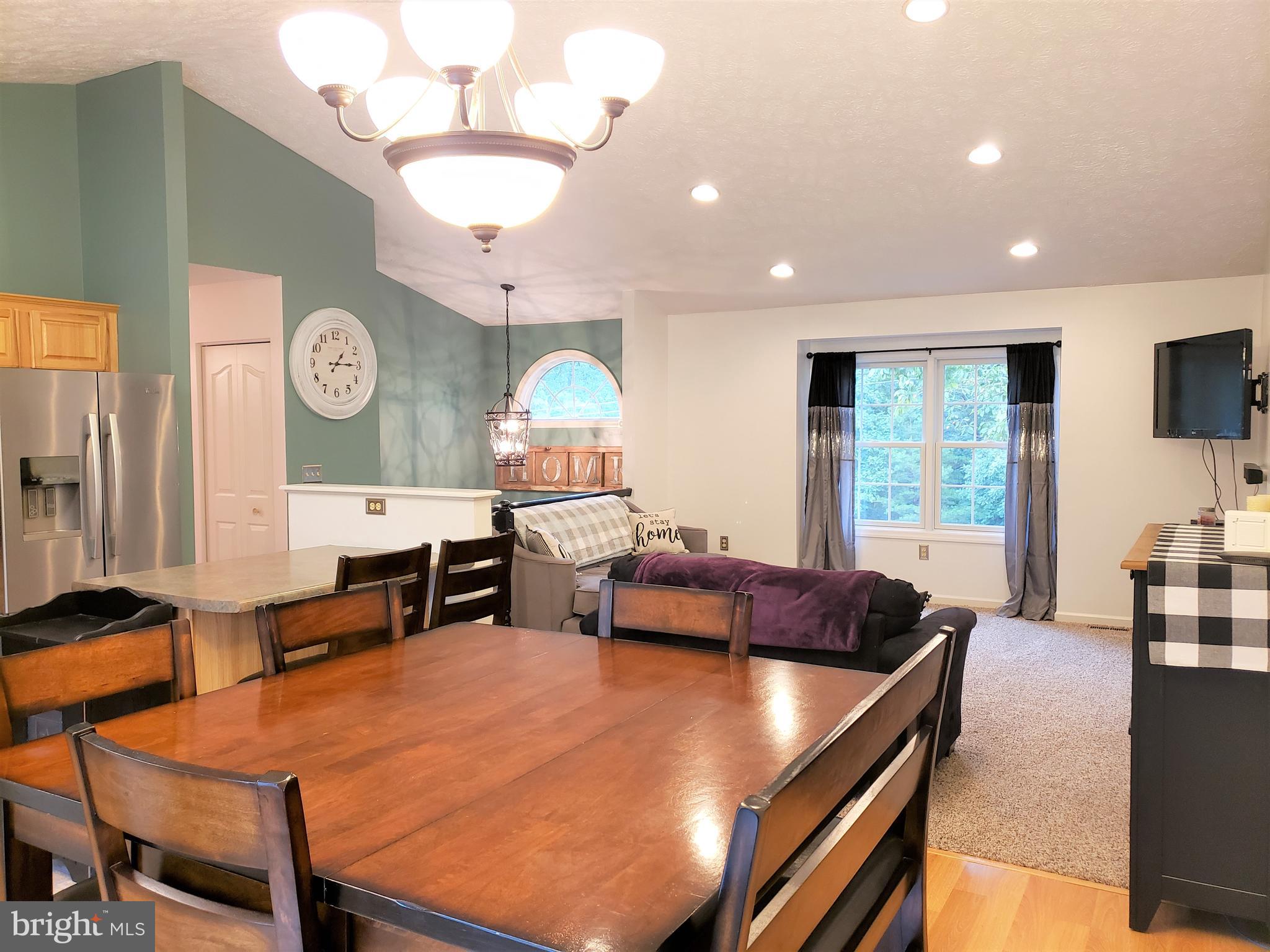 DEERFIELD ESTATES - Residential