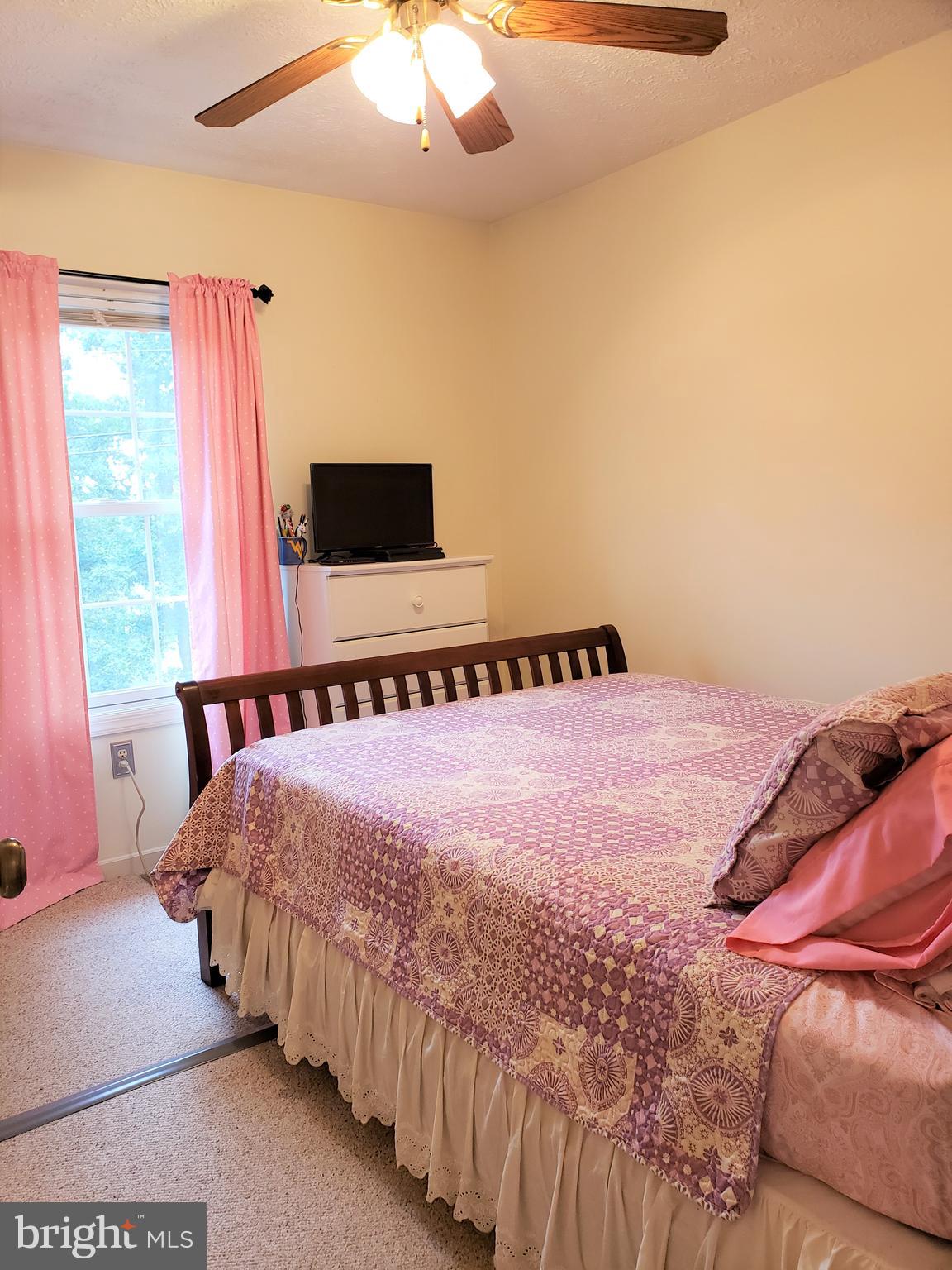 DEERFIELD ESTATES - Residential