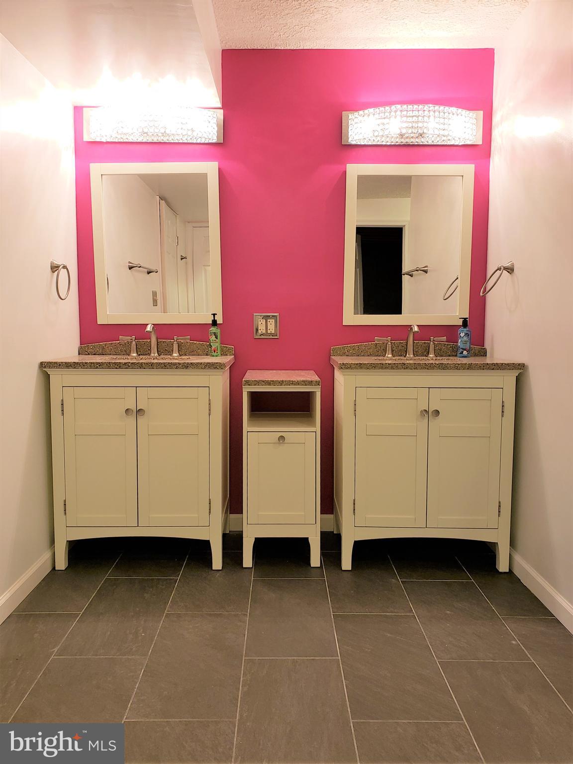 DEERFIELD ESTATES - Residential