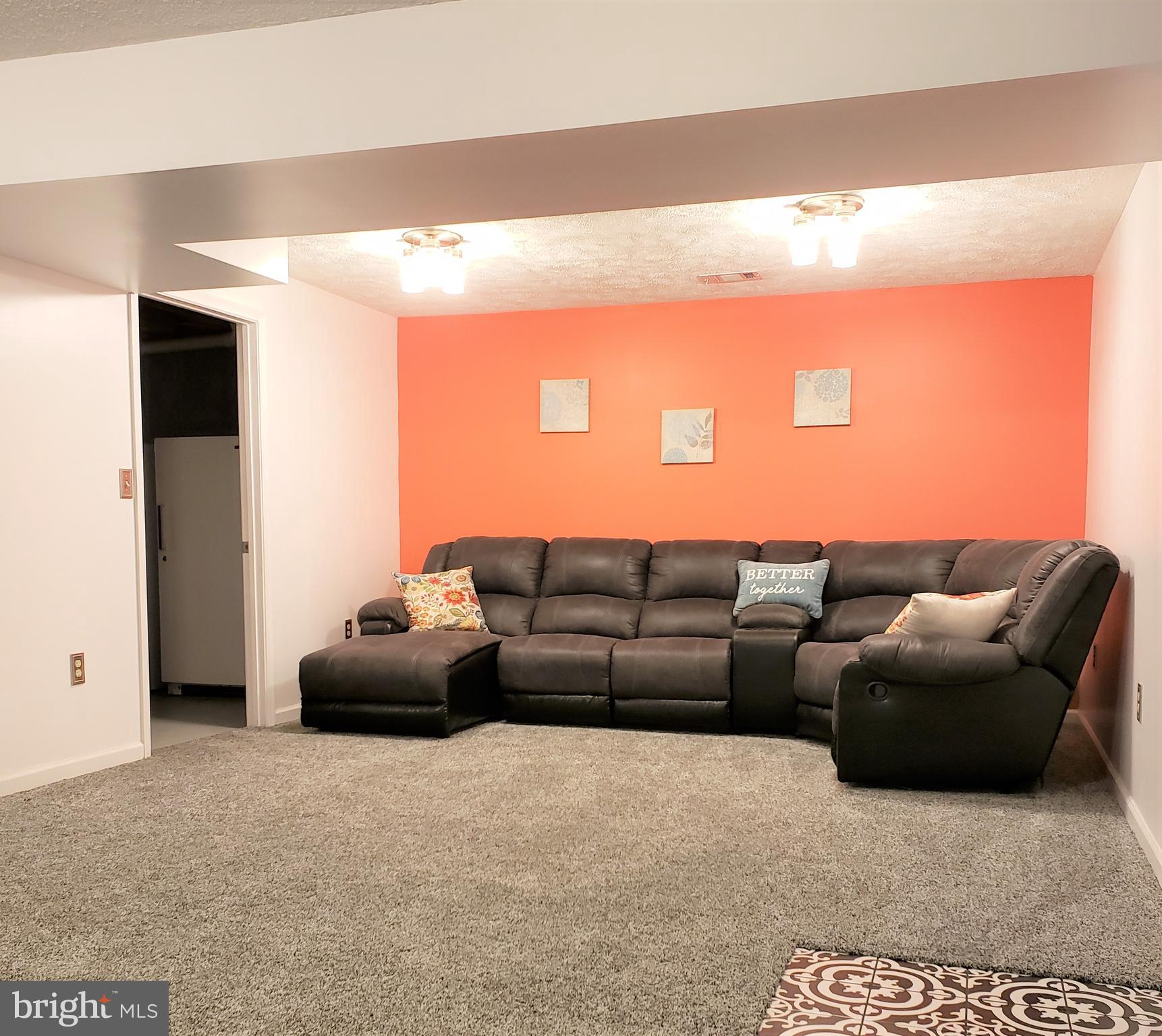 DEERFIELD ESTATES - Residential