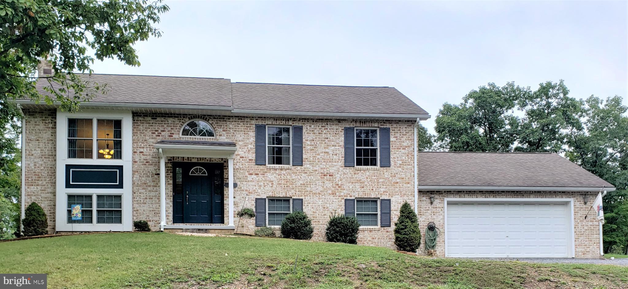 DEERFIELD ESTATES - Residential