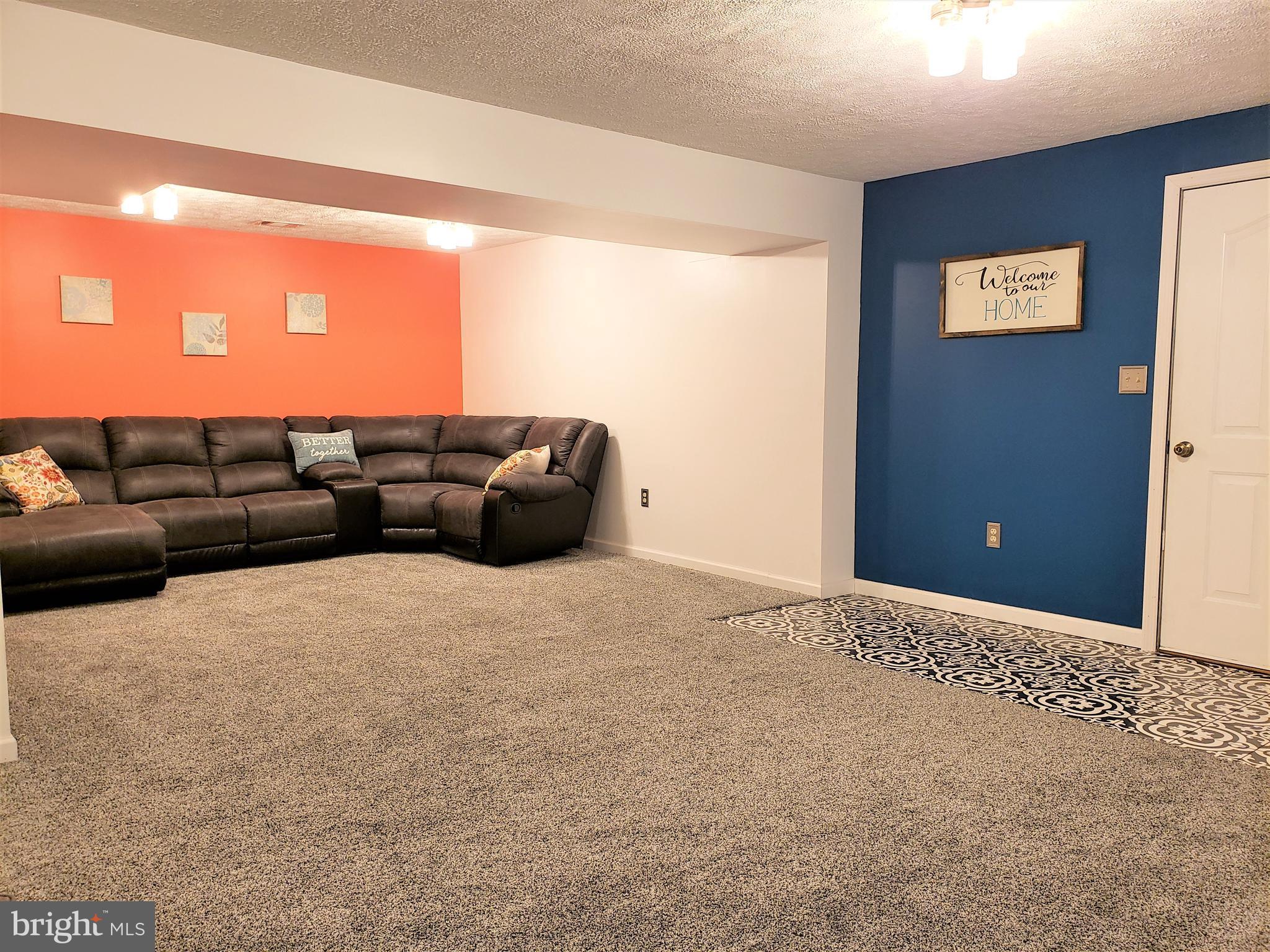 DEERFIELD ESTATES - Residential