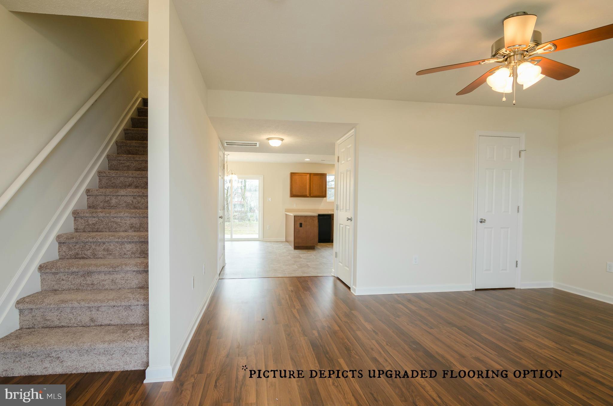 INWOOD VILLAGE - Residential