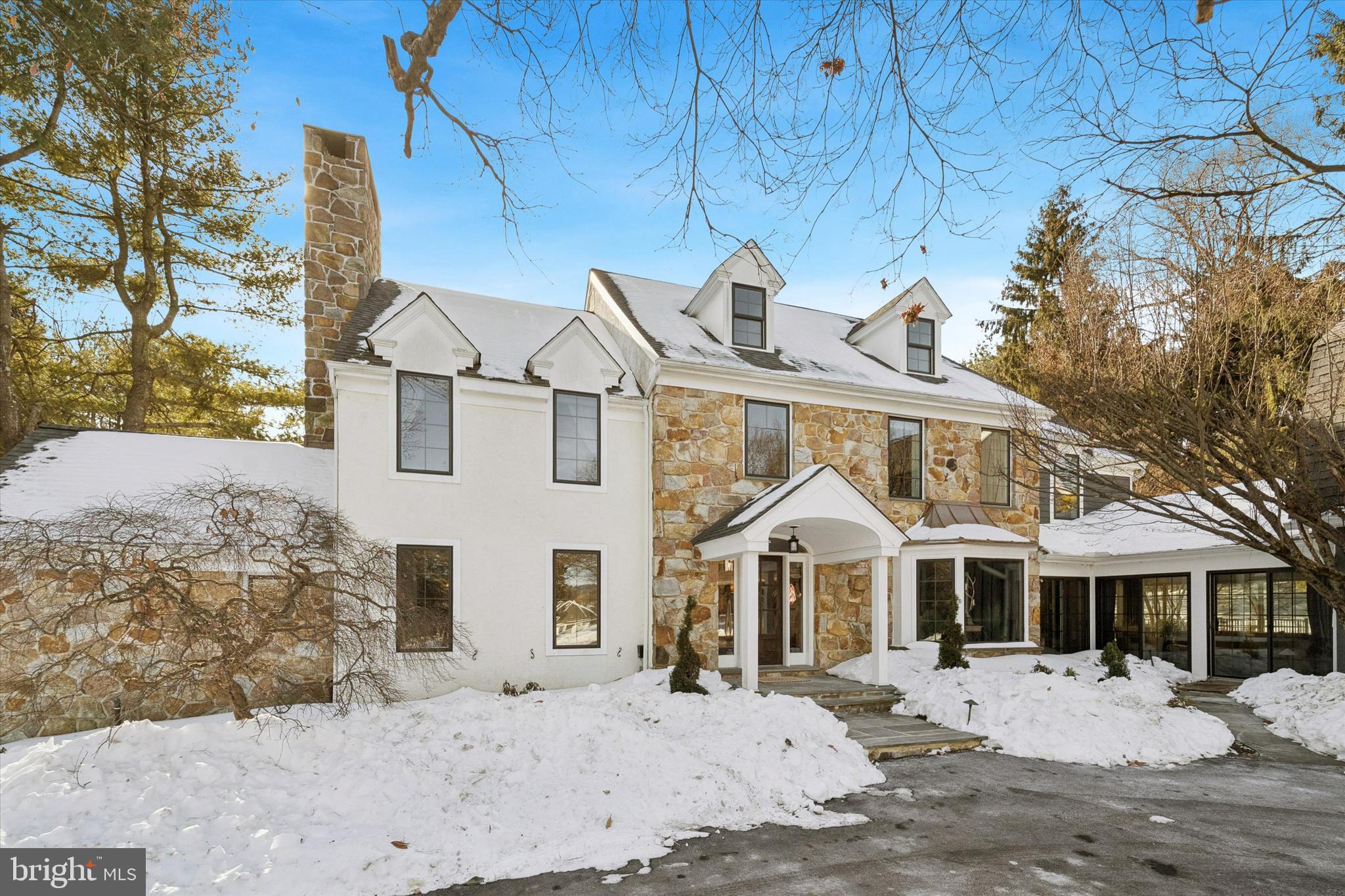 SHADOW OAK - Residential