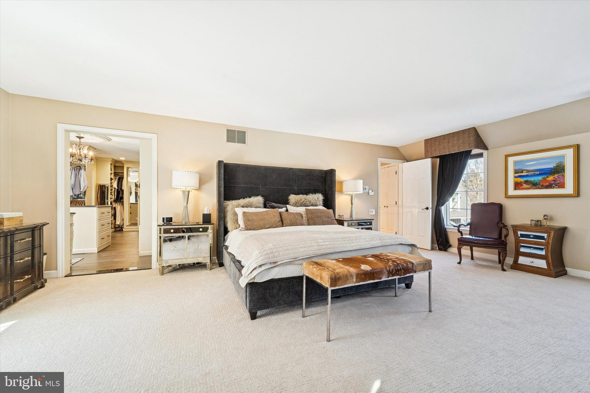 SHADOW OAK - Residential