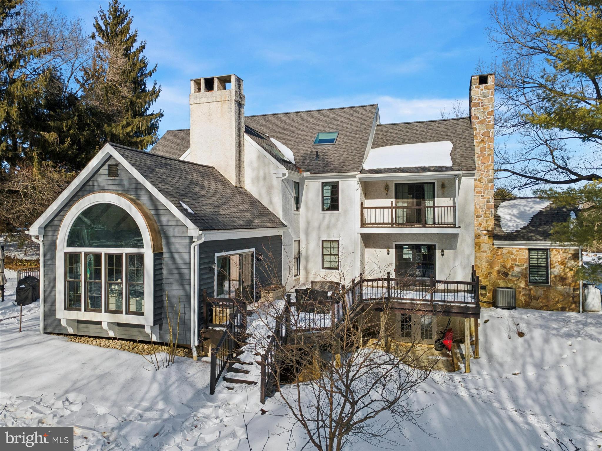 SHADOW OAK - Residential