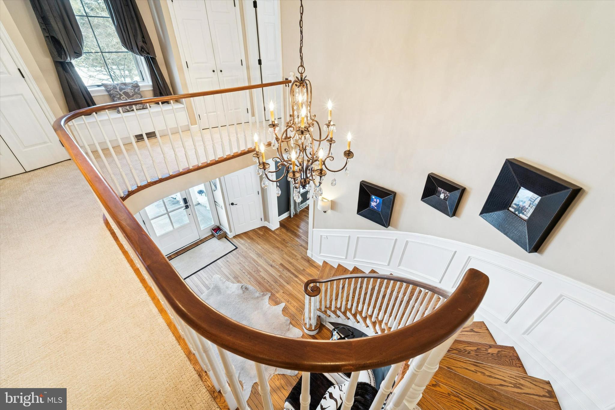 SHADOW OAK - Residential