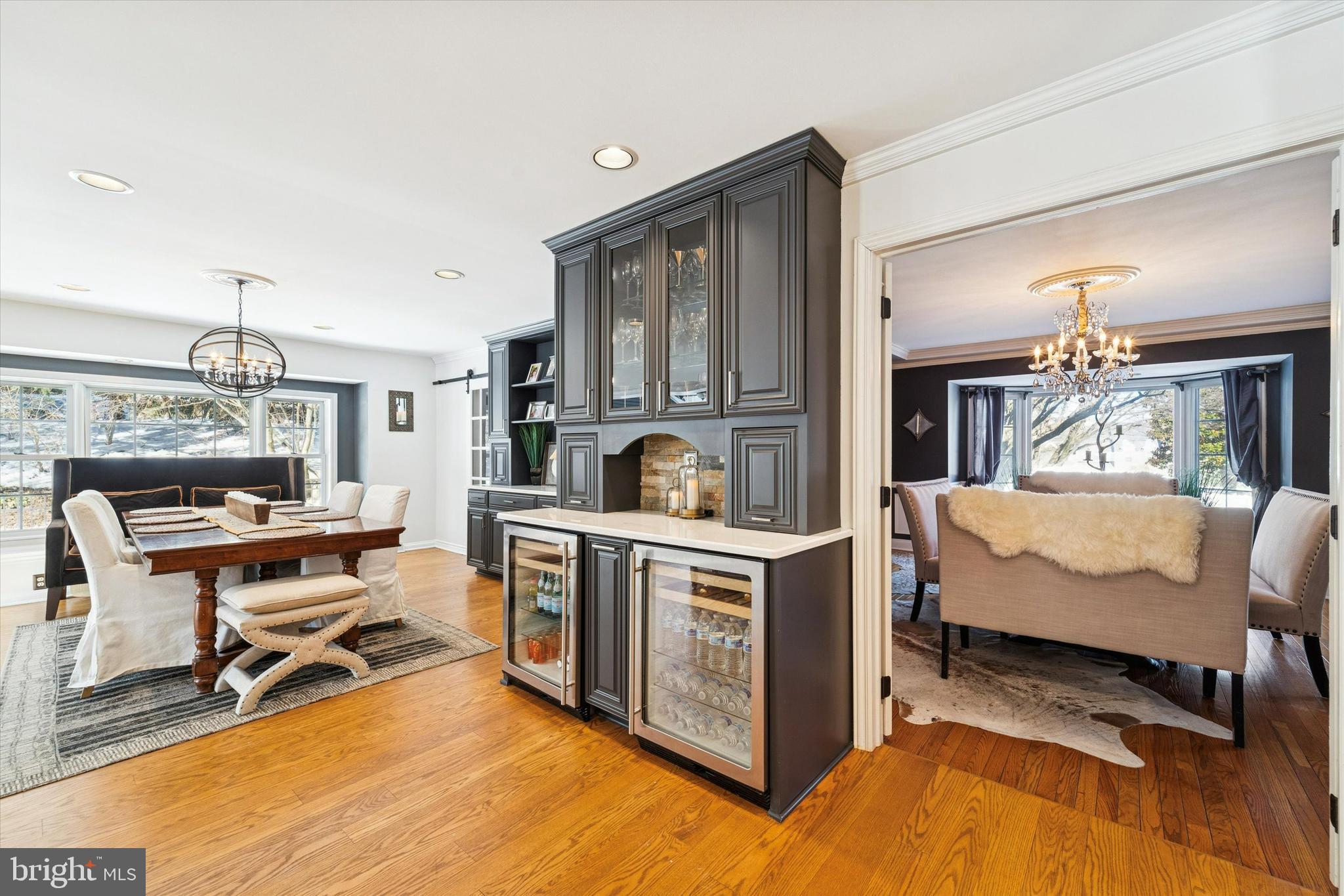 SHADOW OAK - Residential