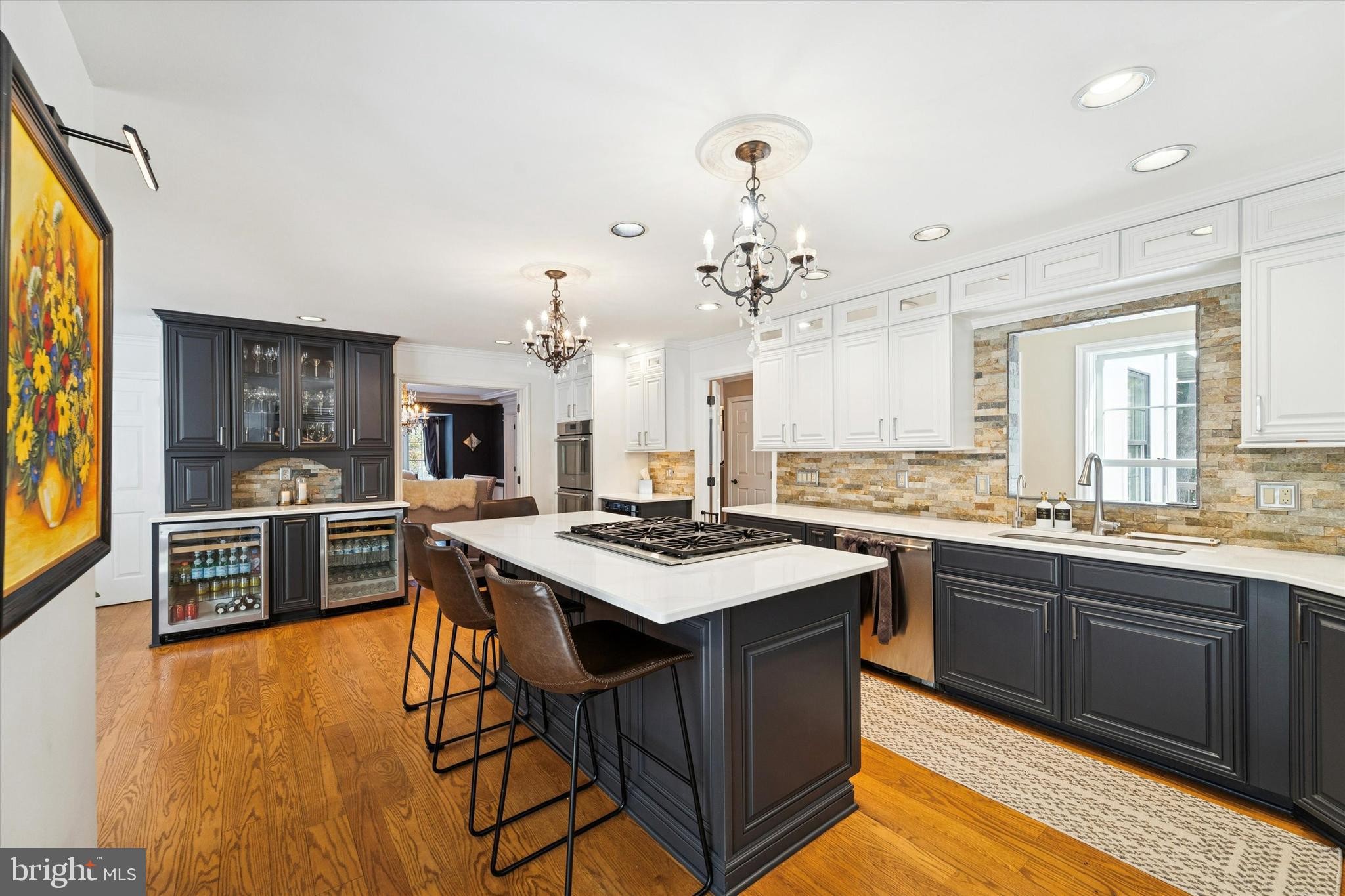 SHADOW OAK - Residential