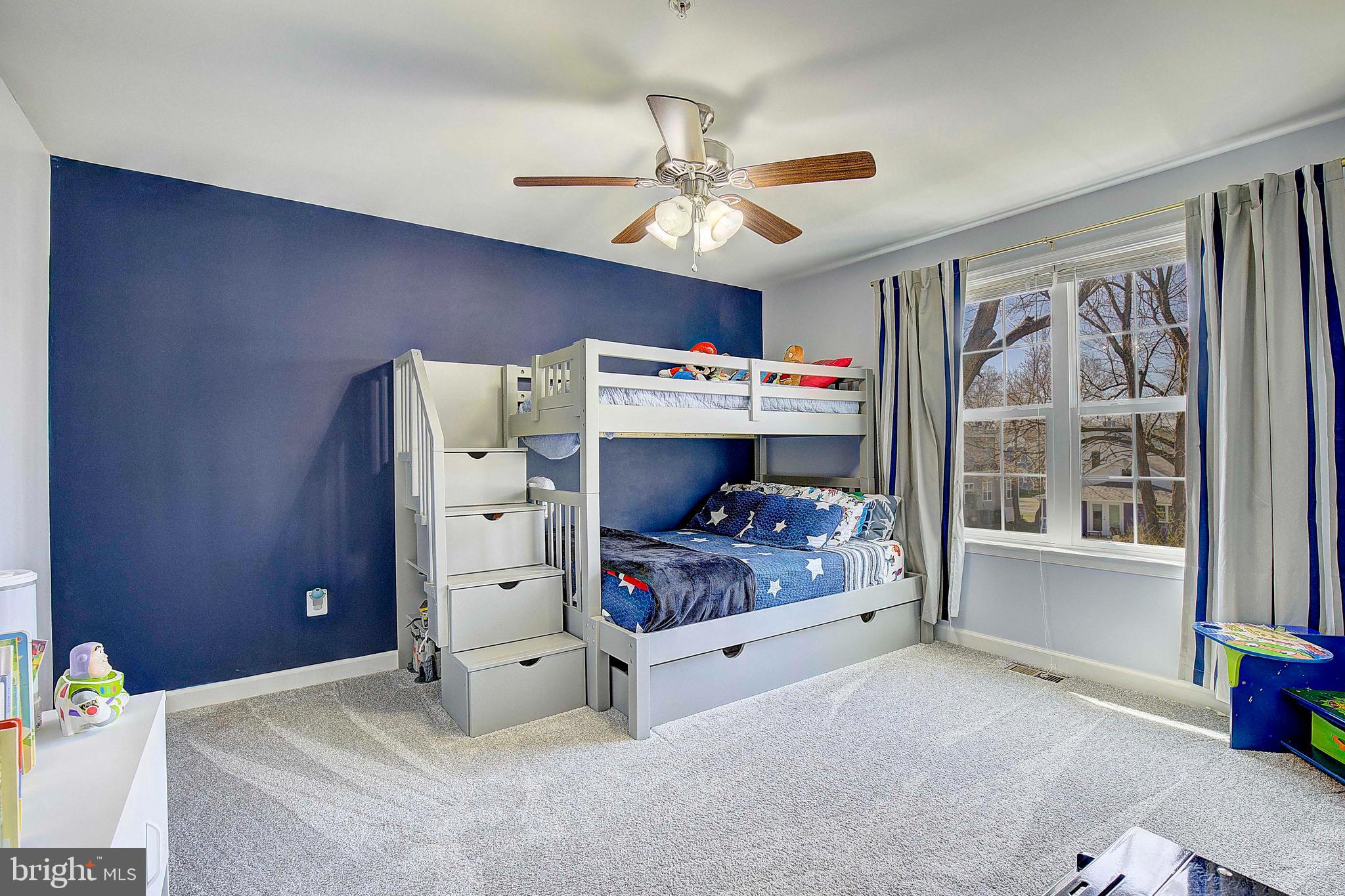 OWINGS BEACH - Residential