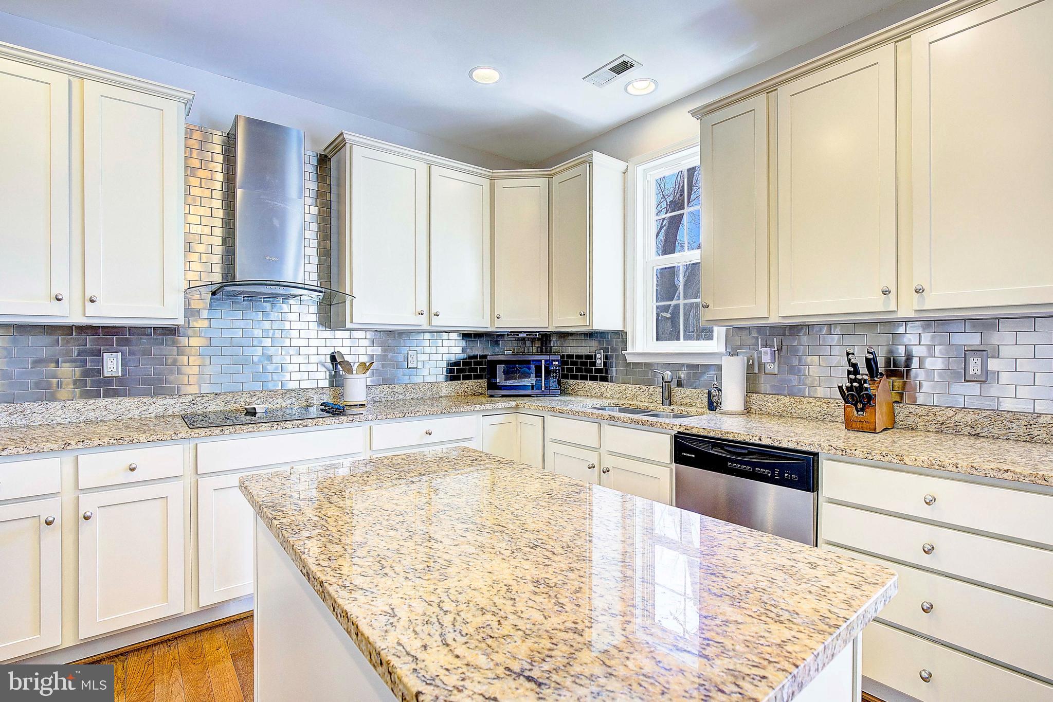 OWINGS BEACH - Residential