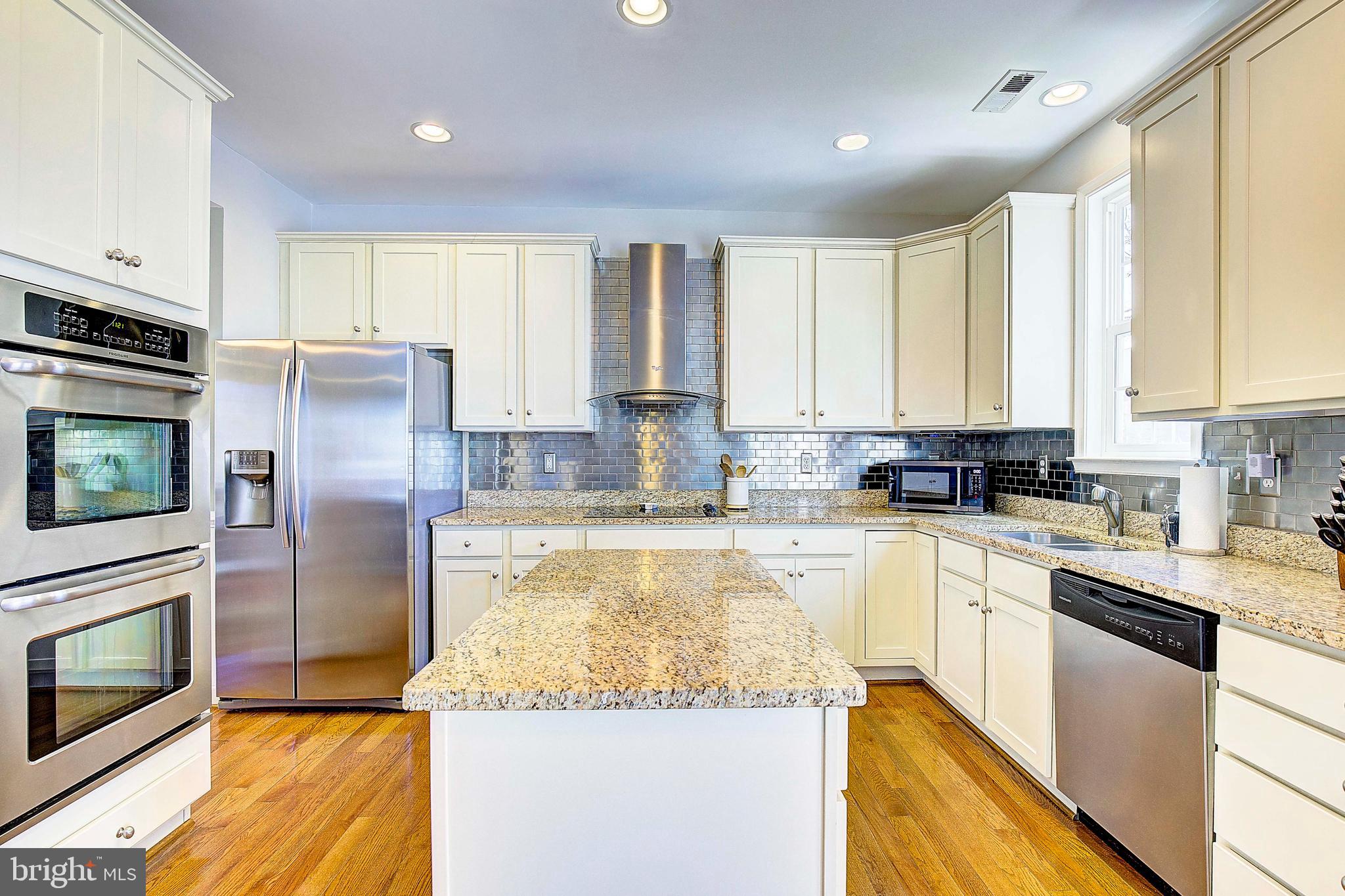 OWINGS BEACH - Residential