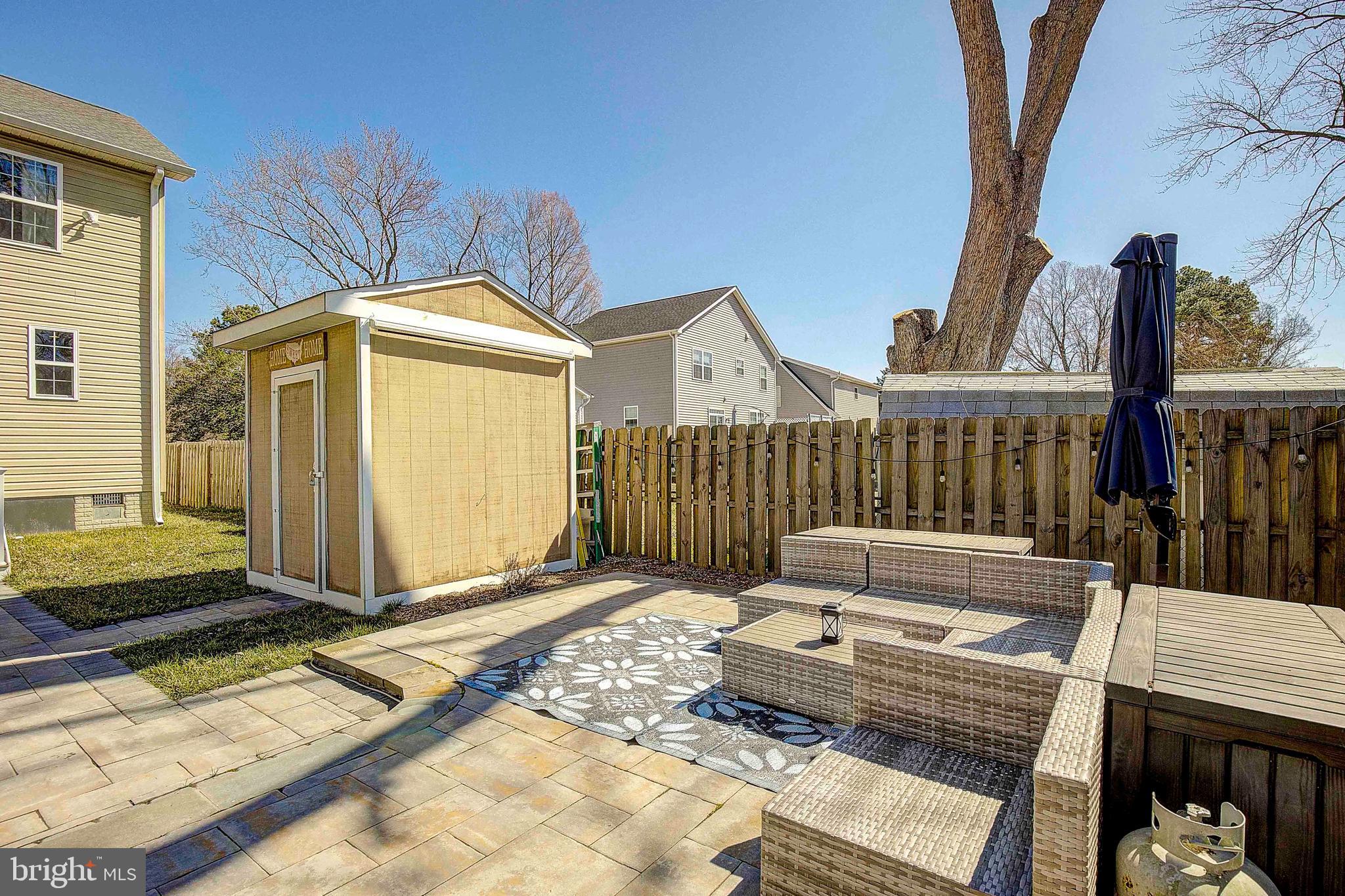 OWINGS BEACH - Residential