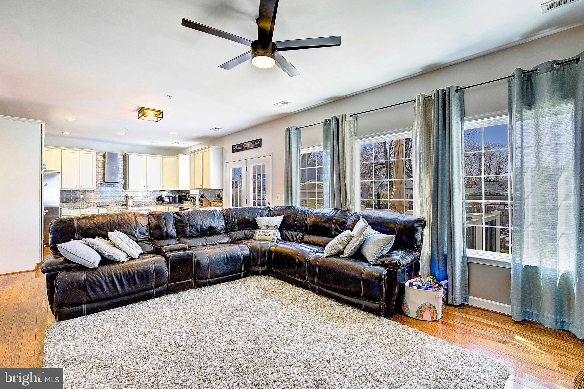 OWINGS BEACH - Residential