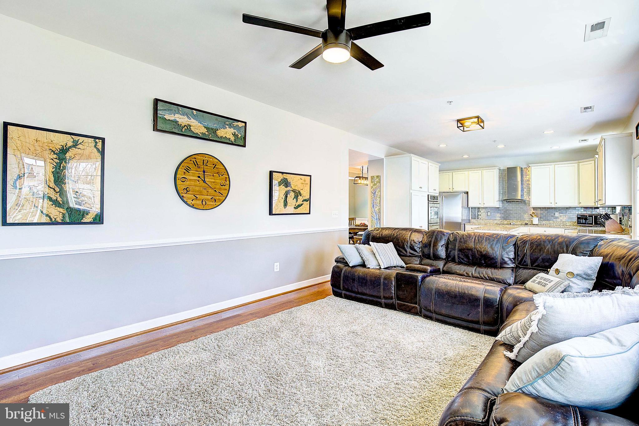 OWINGS BEACH - Residential