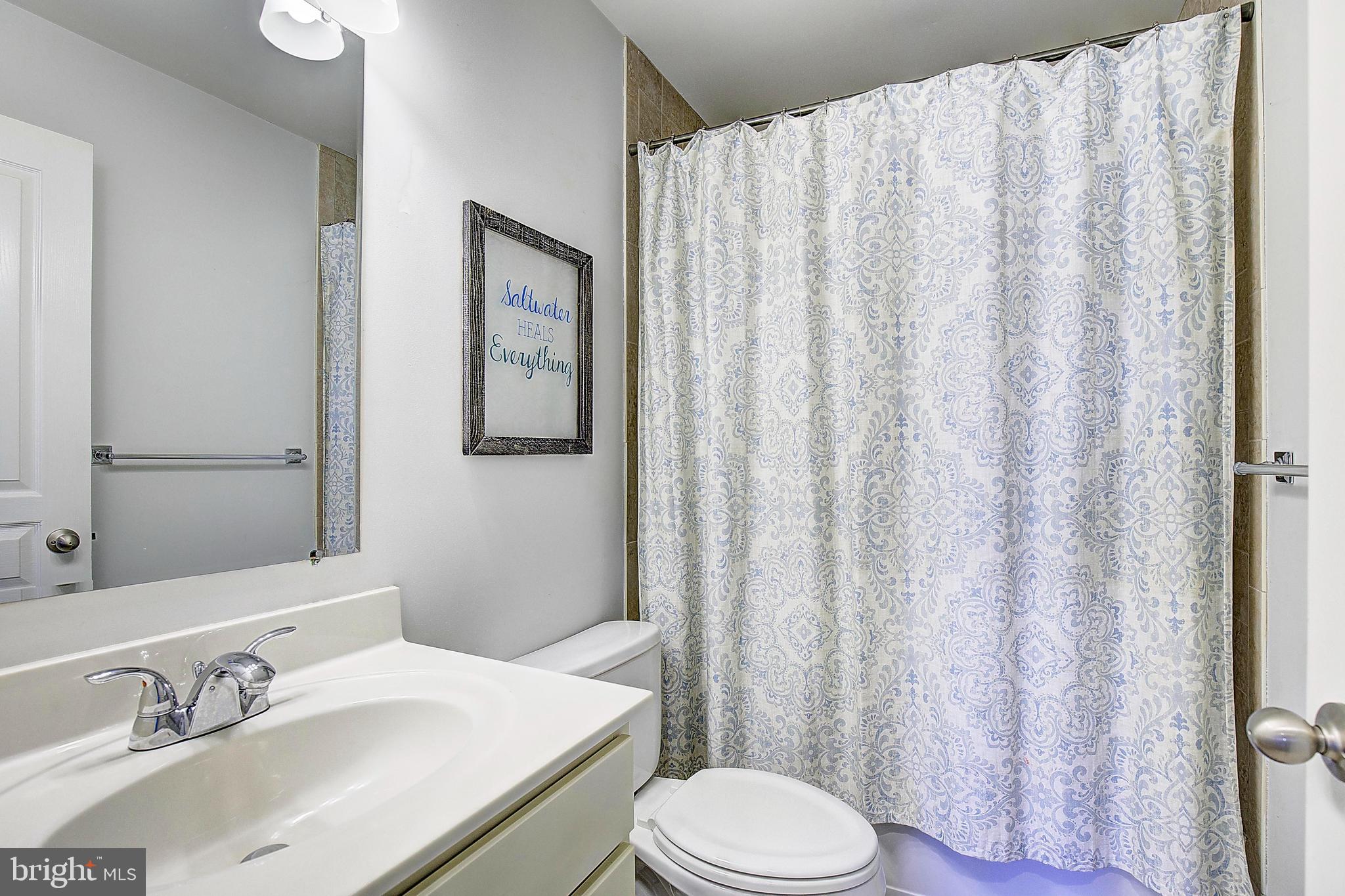 OWINGS BEACH - Residential